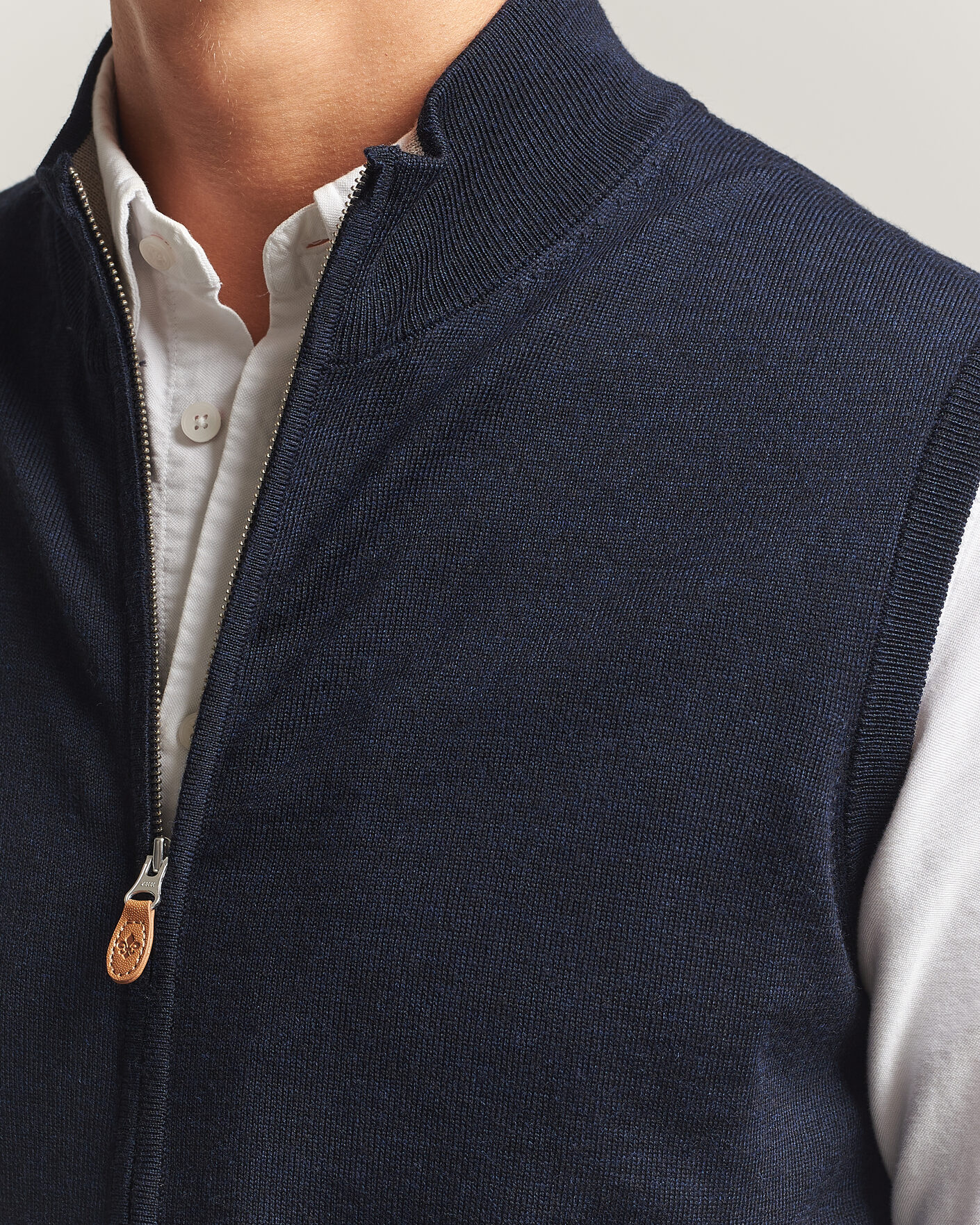 Mies | Puserot | Morris | Merino Zip Vest Navy
