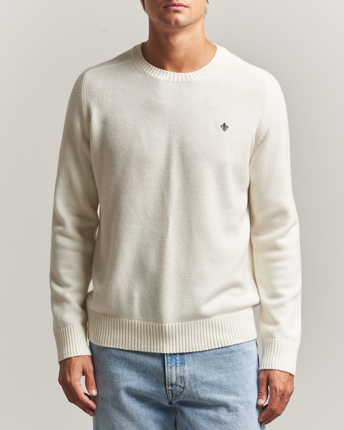 Mies | Puserot | Morris | Hertford Lambswool Crew Neck Off White