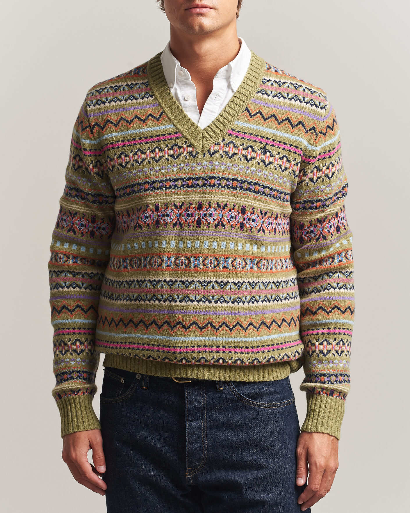 Mies | Puserot | Morris | Tavish V-Neck Olive