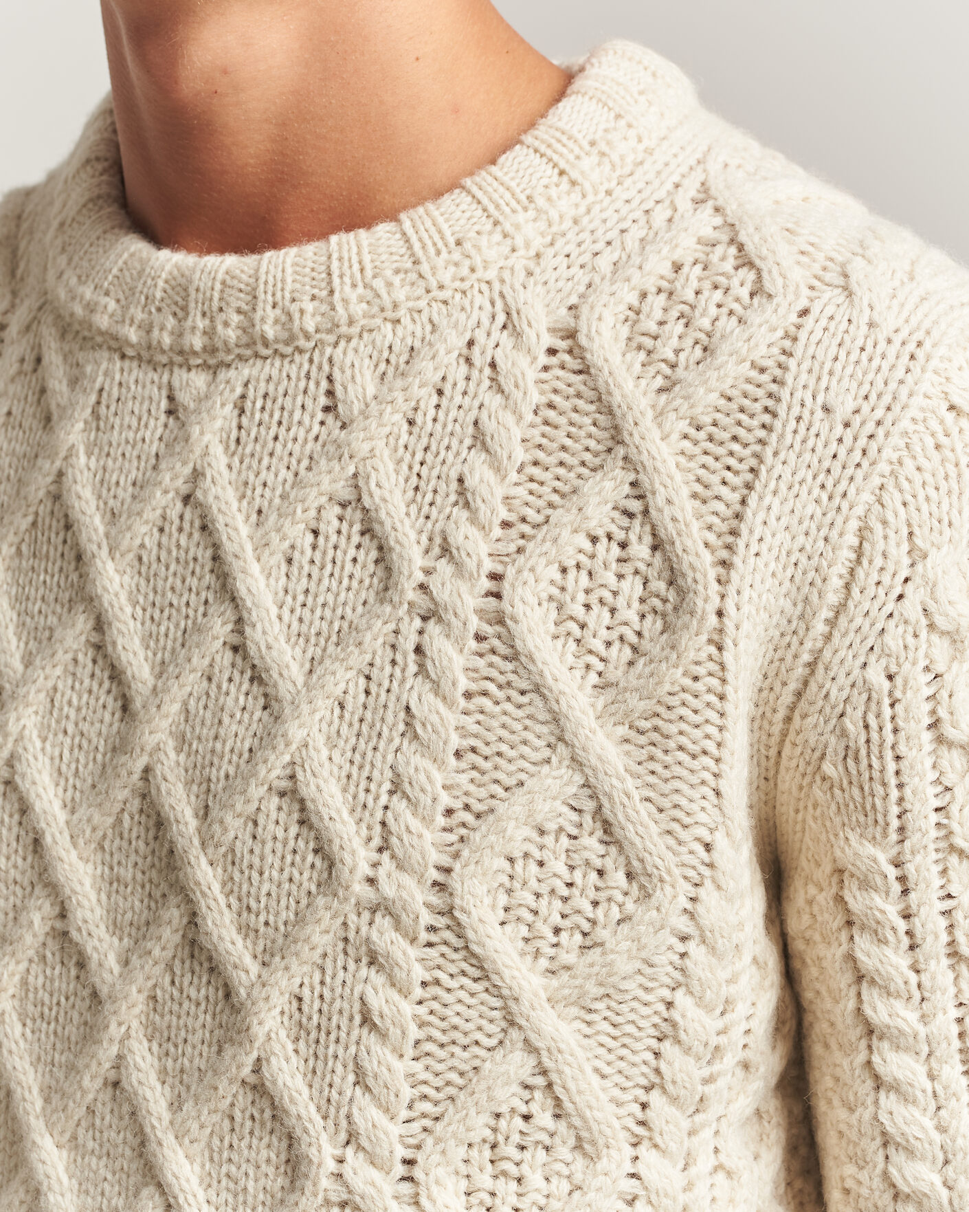 Mies | Puserot | Morris | Ramsey Cable Sweater Off White