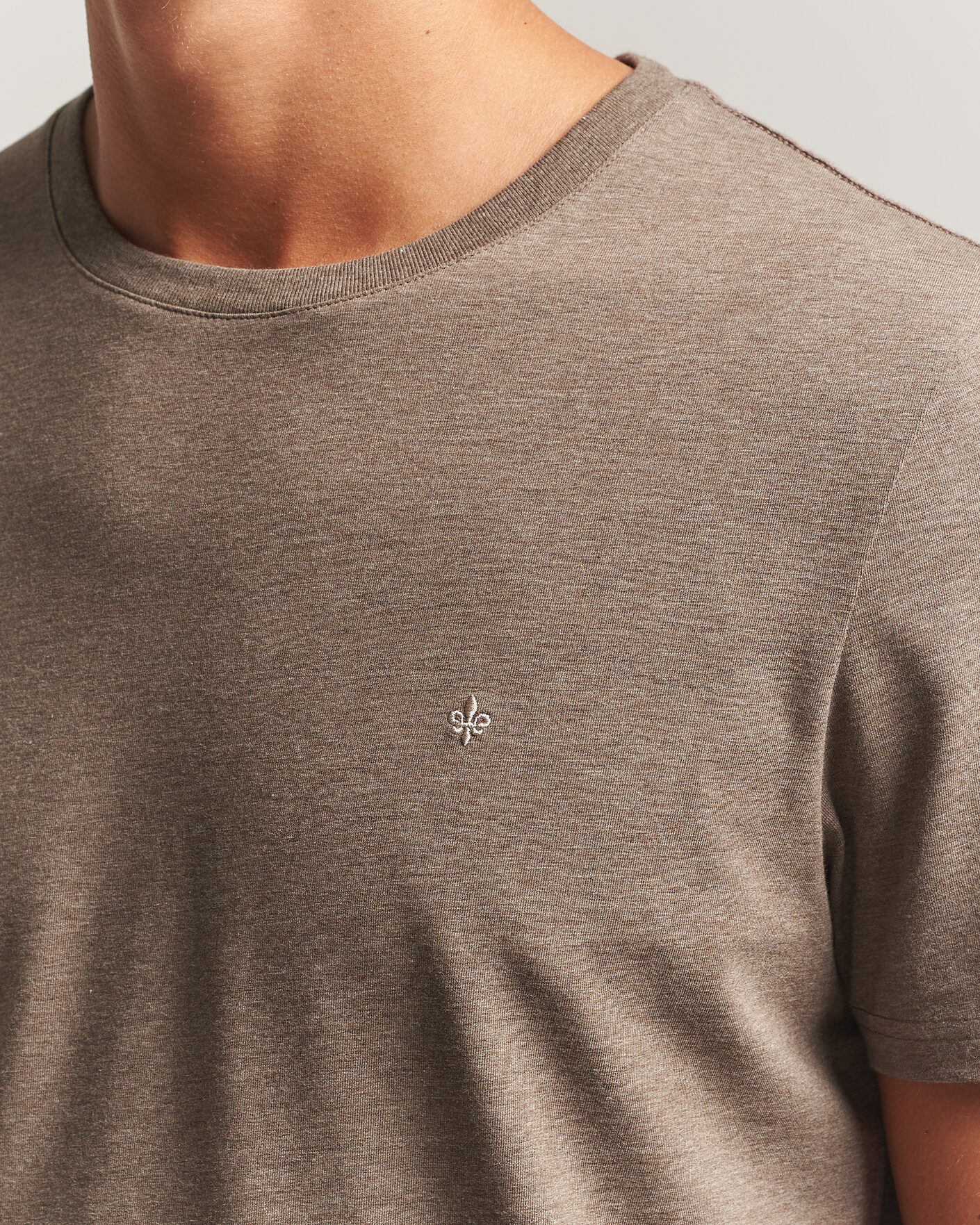 Mies | T-paidat | Morris | James Crew Neck T-Shirt Brown