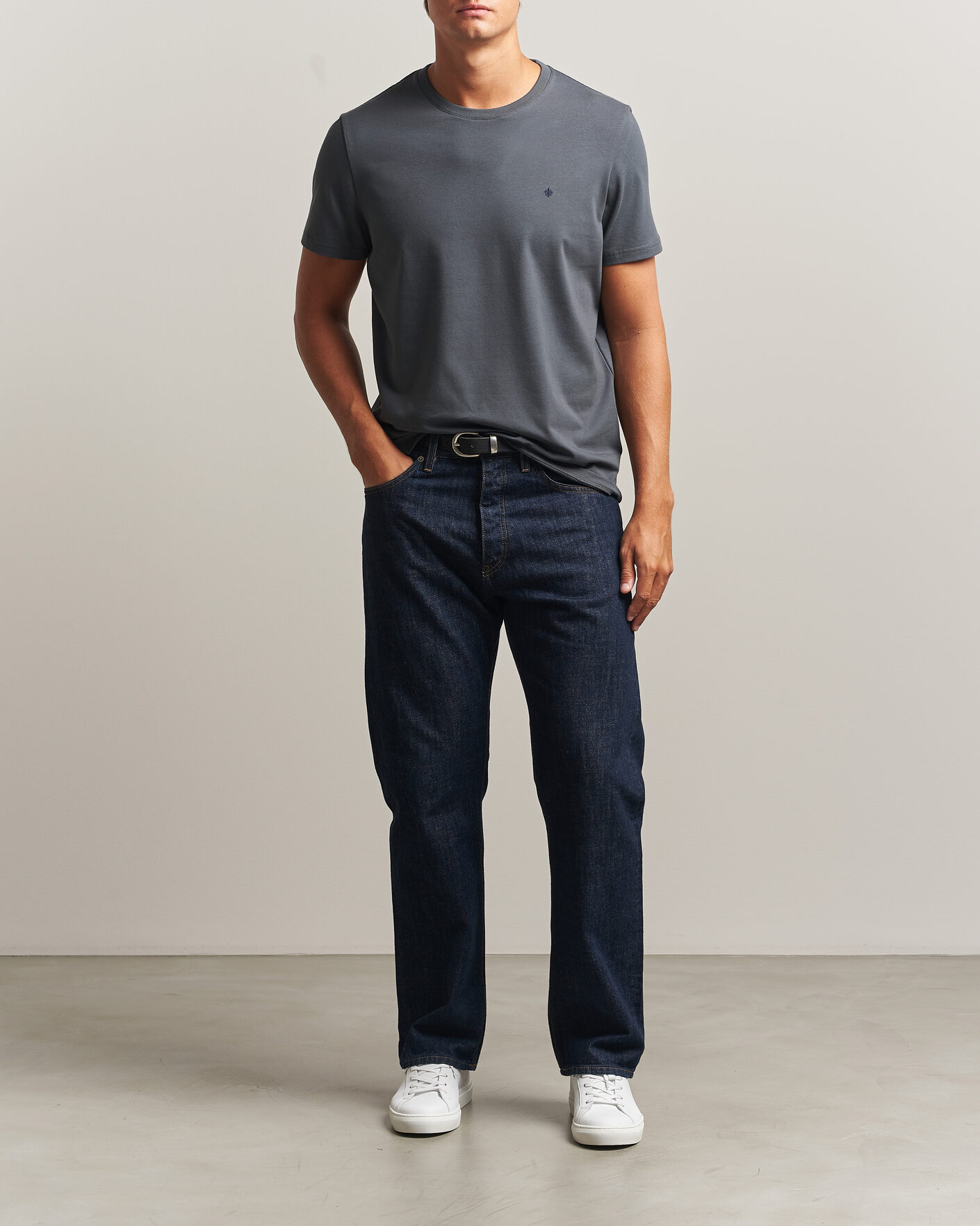 Mies | T-paidat | Morris | James Crew Neck T-Shirt Grey