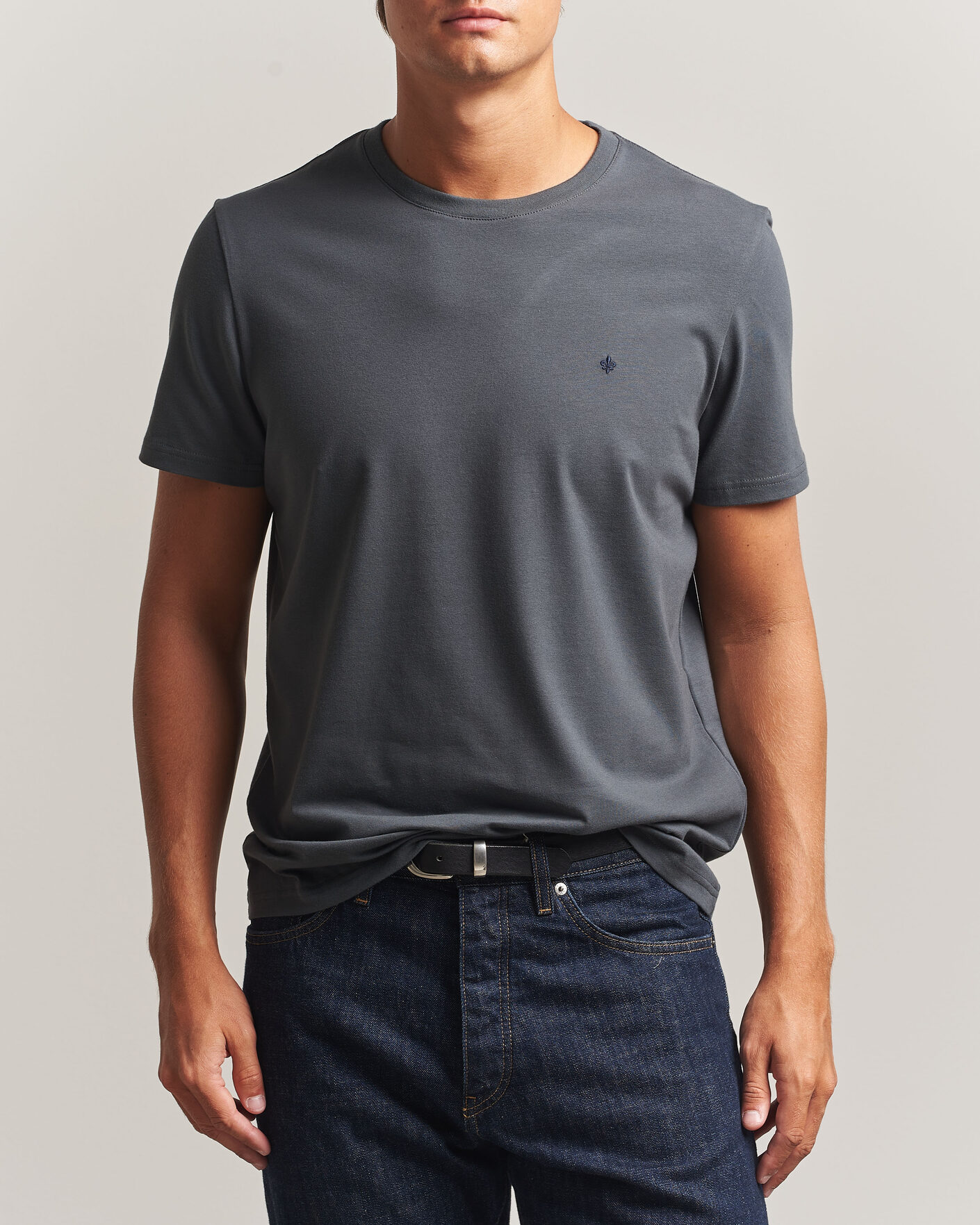 Mies | T-paidat | Morris | James Crew Neck T-Shirt Grey