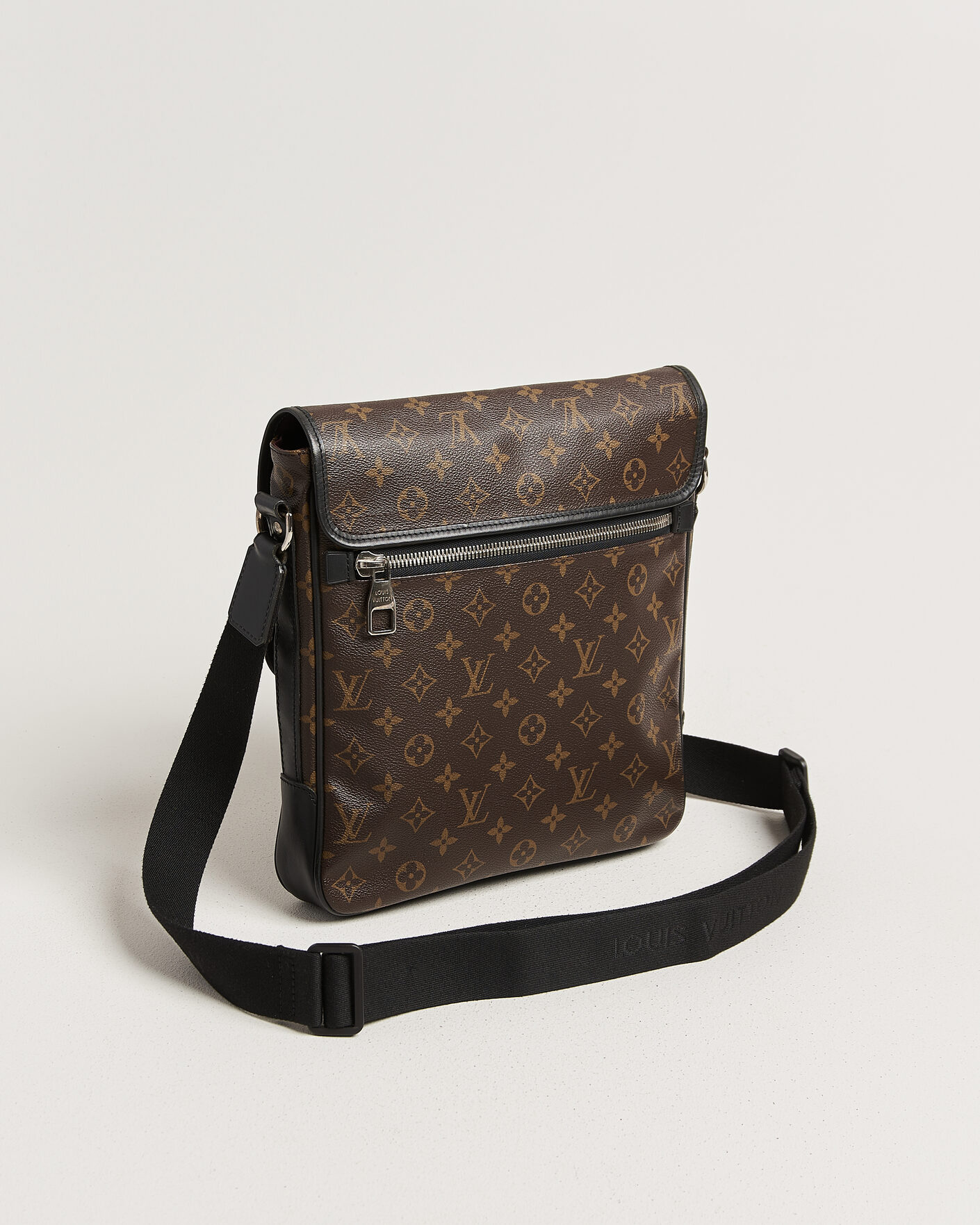 Mies | Pre-Owned & Vintage Bags | Louis Vuitton Pre-Owned | Messenger Bag Monogram Macassar