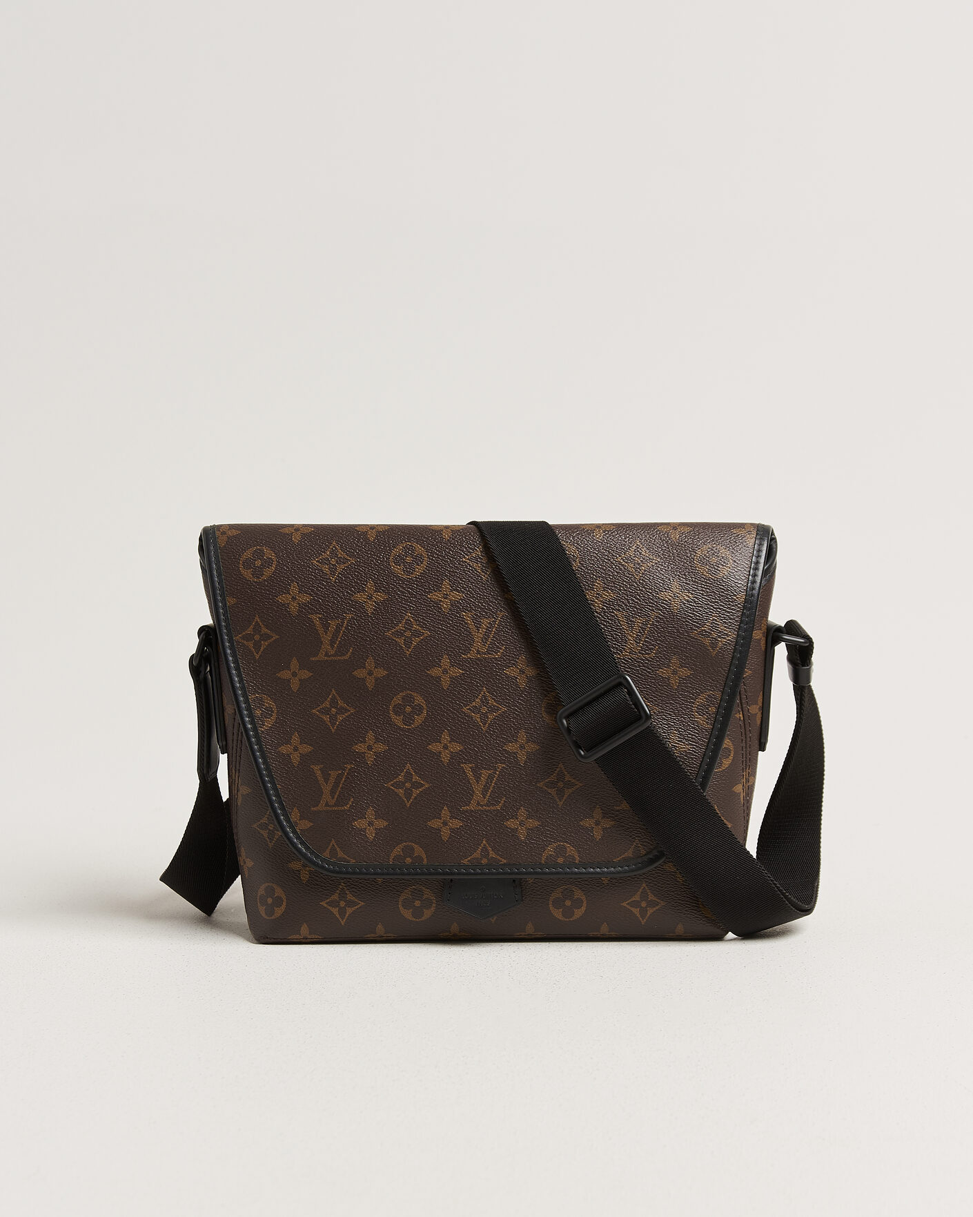 Mies | Pre-Owned & Vintage Bags | Louis Vuitton Pre-Owned | Messenger Bag Monogram Macassar