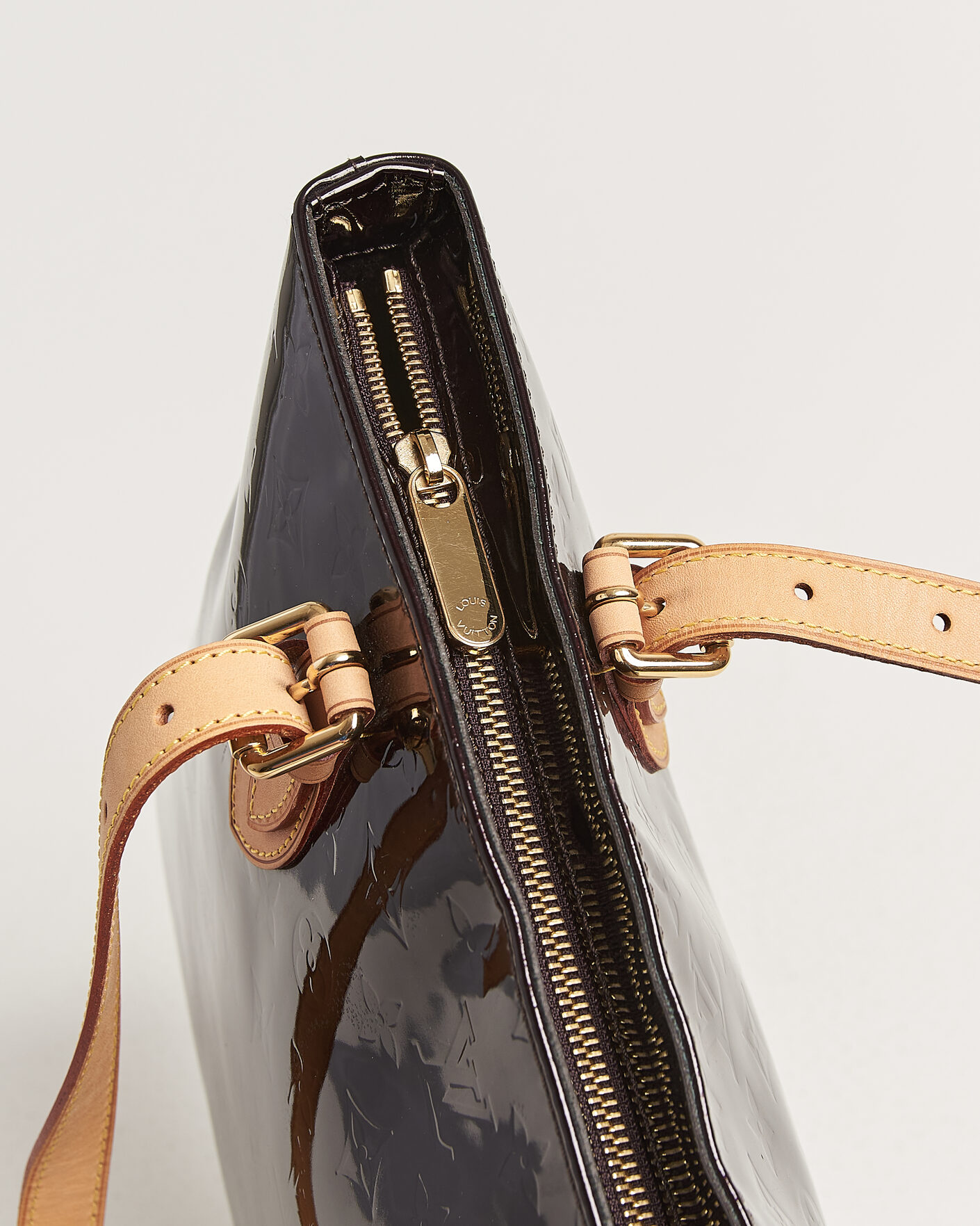 Mies | Pre-Owned & Vintage Bags | Louis Vuitton Pre-Owned | Brentwood Tote Bag Vernis Leather Burgundy