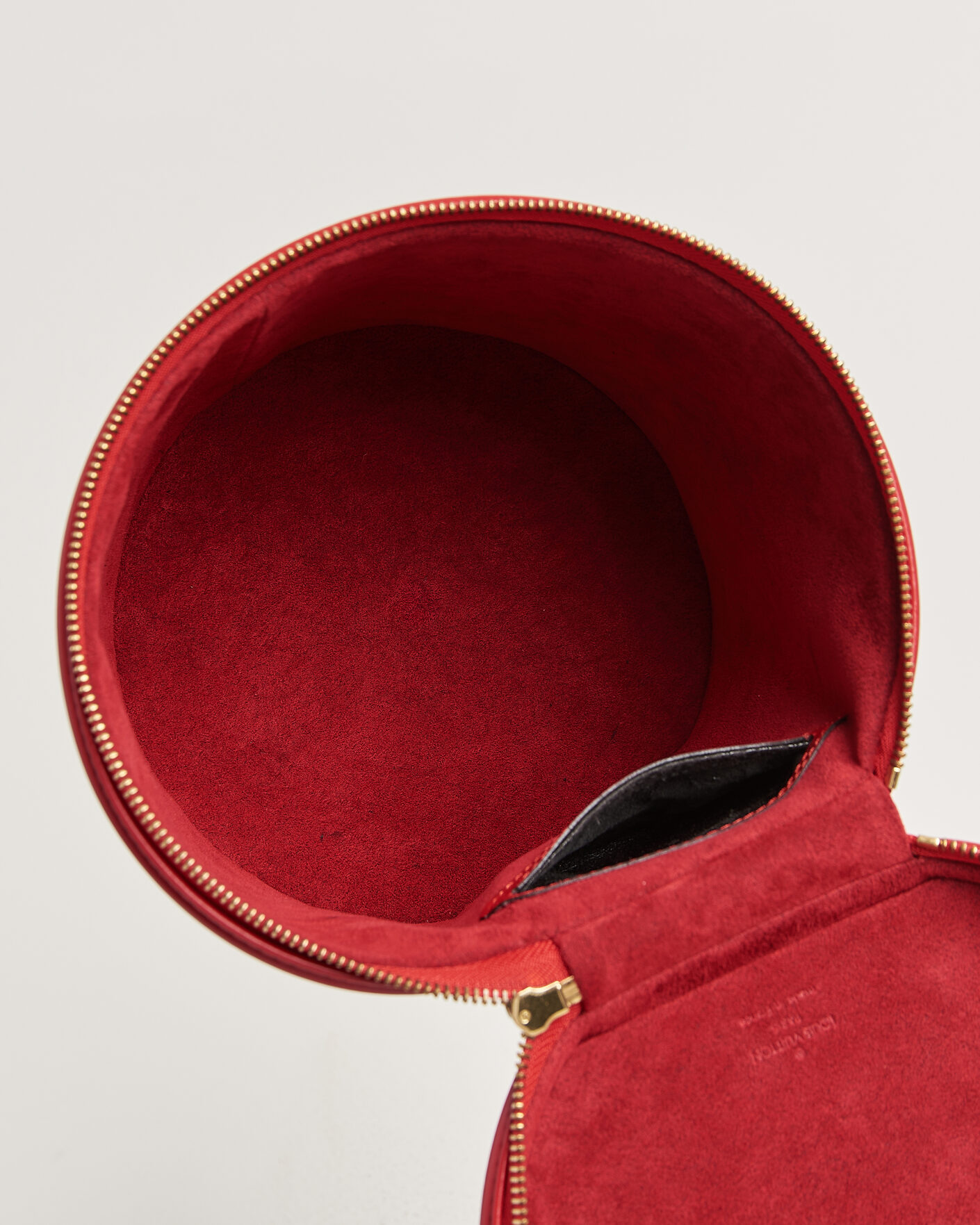 Mies | Pre-Owned & Vintage Bags | Louis Vuitton Pre-Owned | Cannes Vanity Case Epi Leather Red