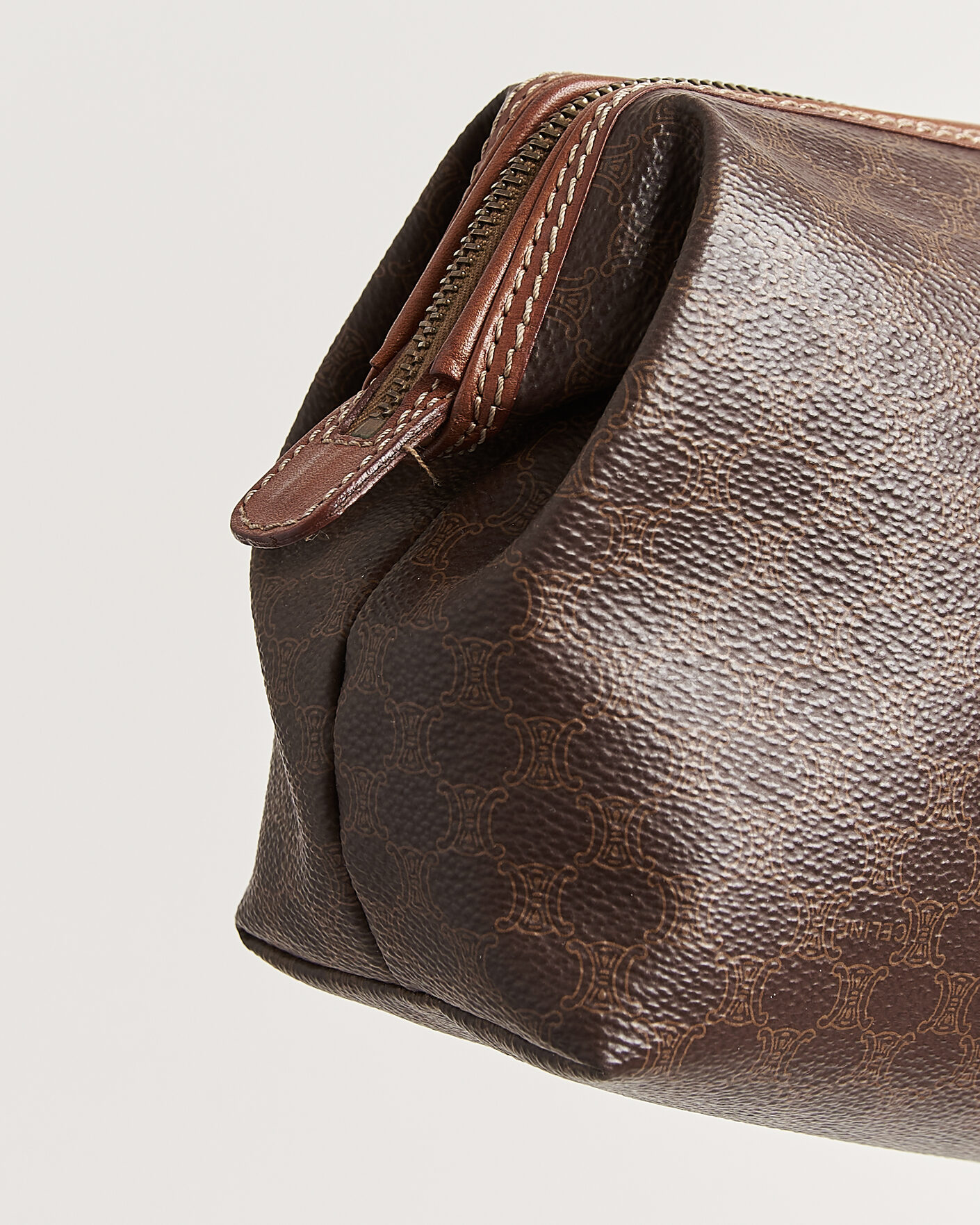 Mies | Pre-Owned & Vintage Bags | Celine Pre-Owned | Macadame Pouch Bag Monogram