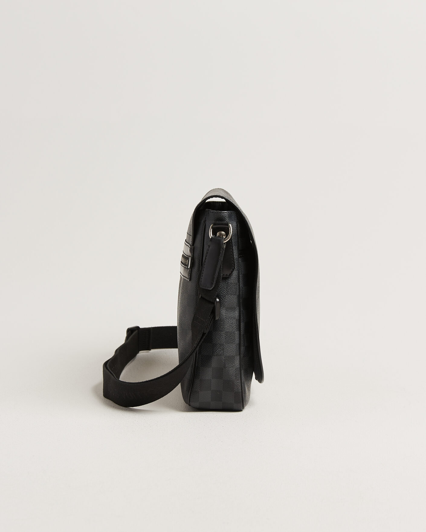 Mies | Pre-Owned & Vintage Bags | Louis Vuitton Pre-Owned | Daniel MM Shoulder Bag Damier Graphite