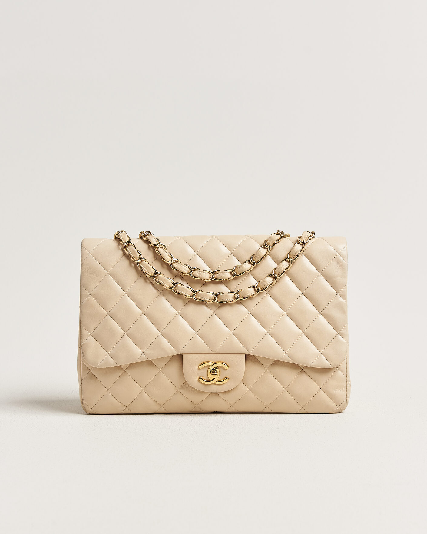 Mies | Chanel Pre-Owned Classic Jumbo Single Flap Bag Lambskin Beige | Chanel Pre-Owned | Classic Jumbo Single Flap Bag Lambskin Beige