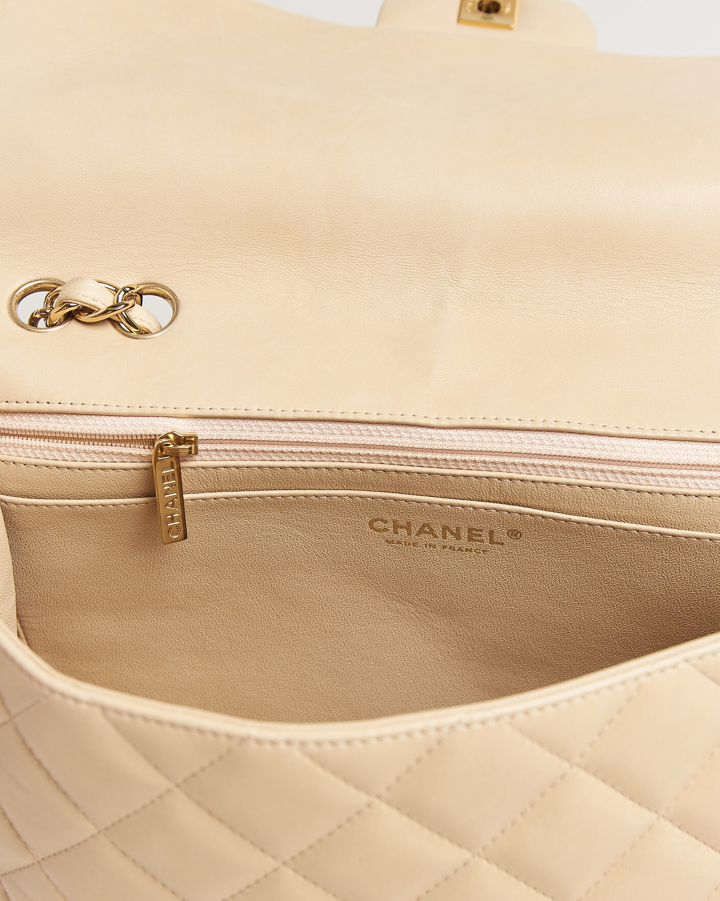 Mies | Chanel Pre-Owned Classic Jumbo Single Flap Bag Lambskin Beige | Chanel Pre-Owned | Classic Jumbo Single Flap Bag Lambskin Beige
