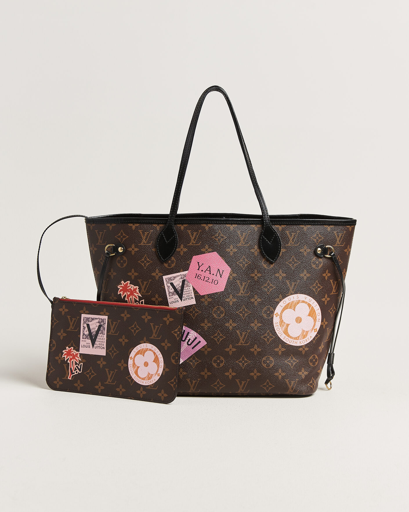 Mies | Pre-Owned & Vintage Bags | Louis Vuitton Pre-Owned | Neverfull MM World Tour Japan Monogram