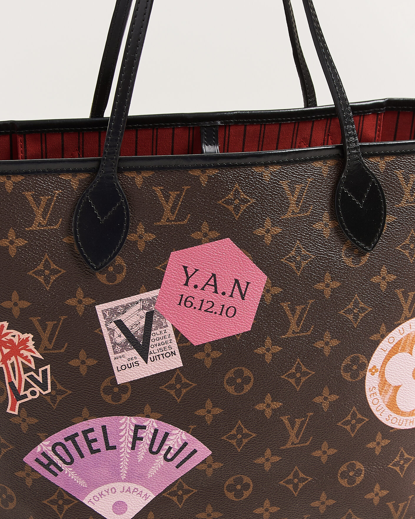 Mies | Pre-Owned & Vintage Bags | Louis Vuitton Pre-Owned | Neverfull MM World Tour Japan Monogram