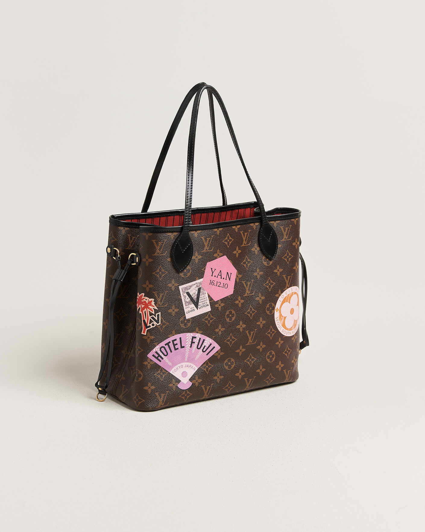 Mies | Pre-Owned & Vintage Bags | Louis Vuitton Pre-Owned | Neverfull MM World Tour Japan Monogram