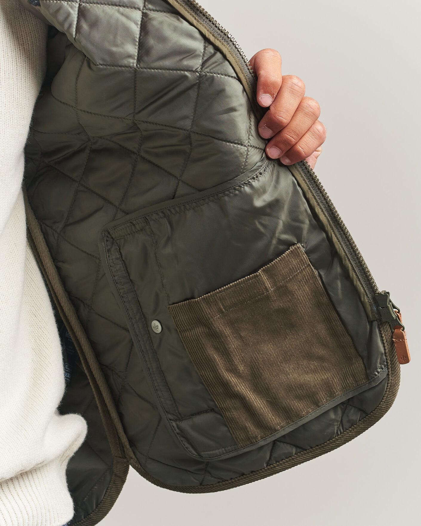 Mies | Ulkoliivit | Morris | Teddy Quilted Vest Olive