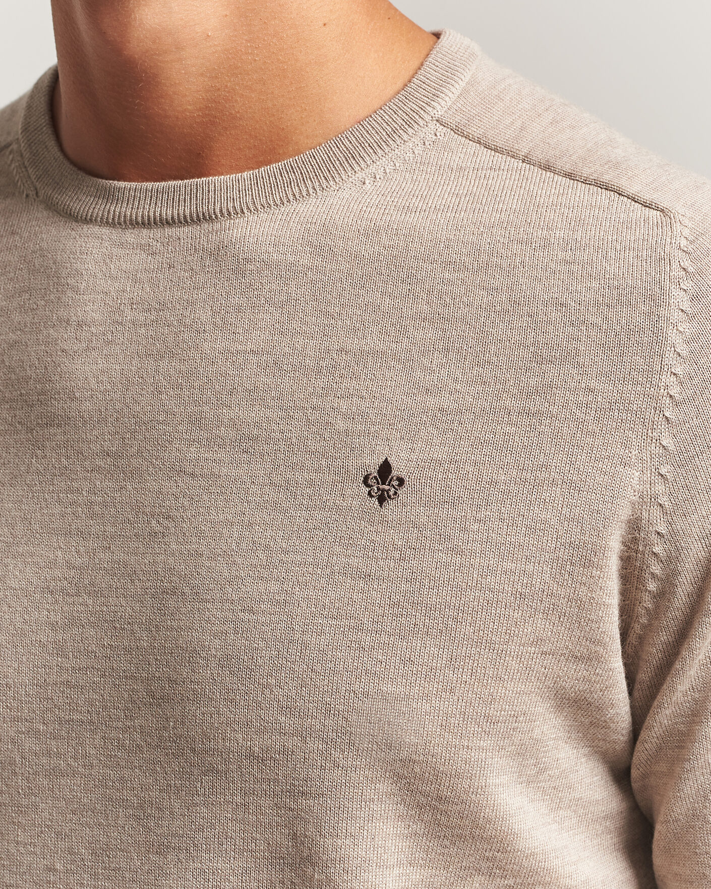 Mies | Puserot | Morris | Merino O-Neck Khaki