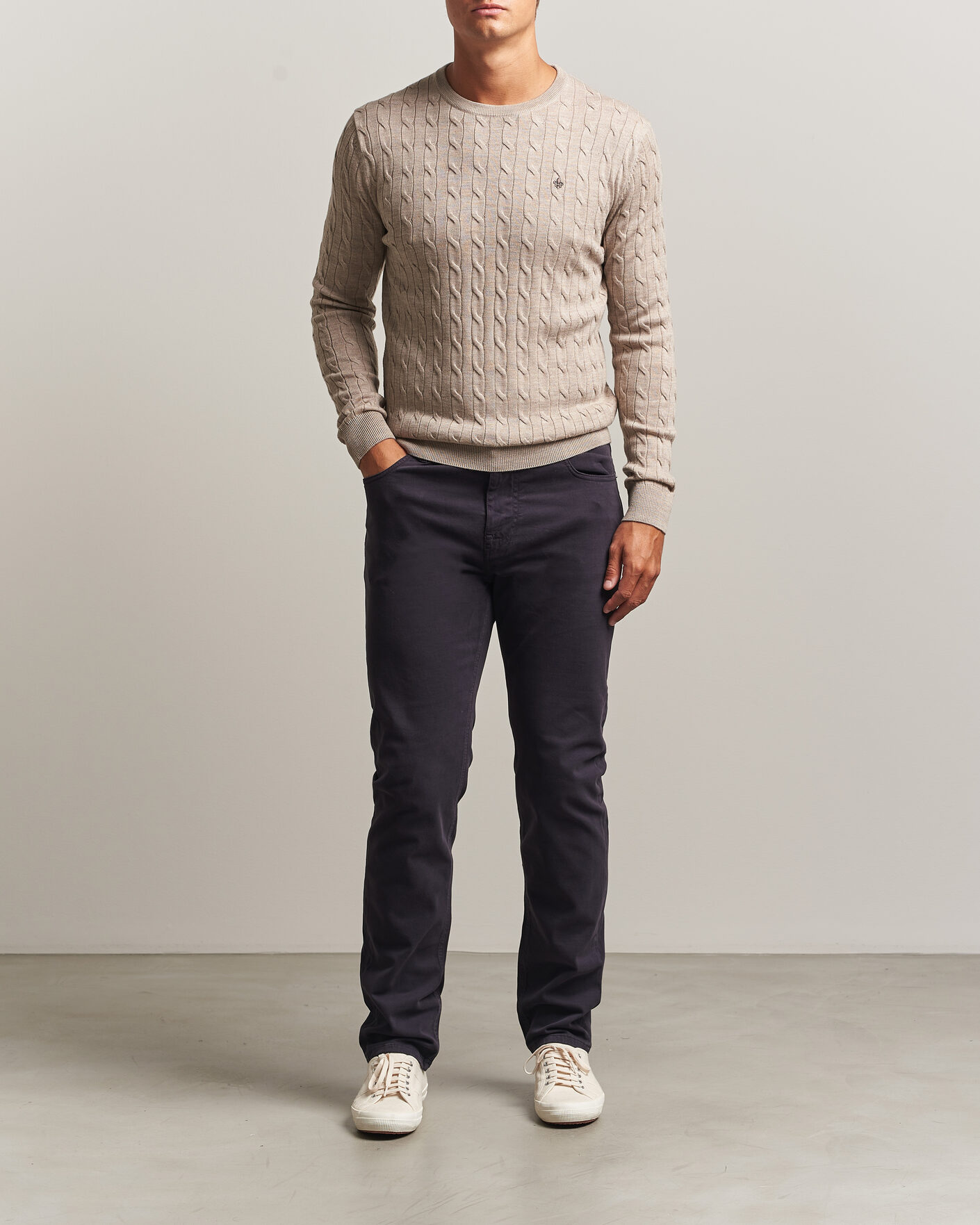 Mies | Puserot | Morris | Merino Cable O-Neck Khaki