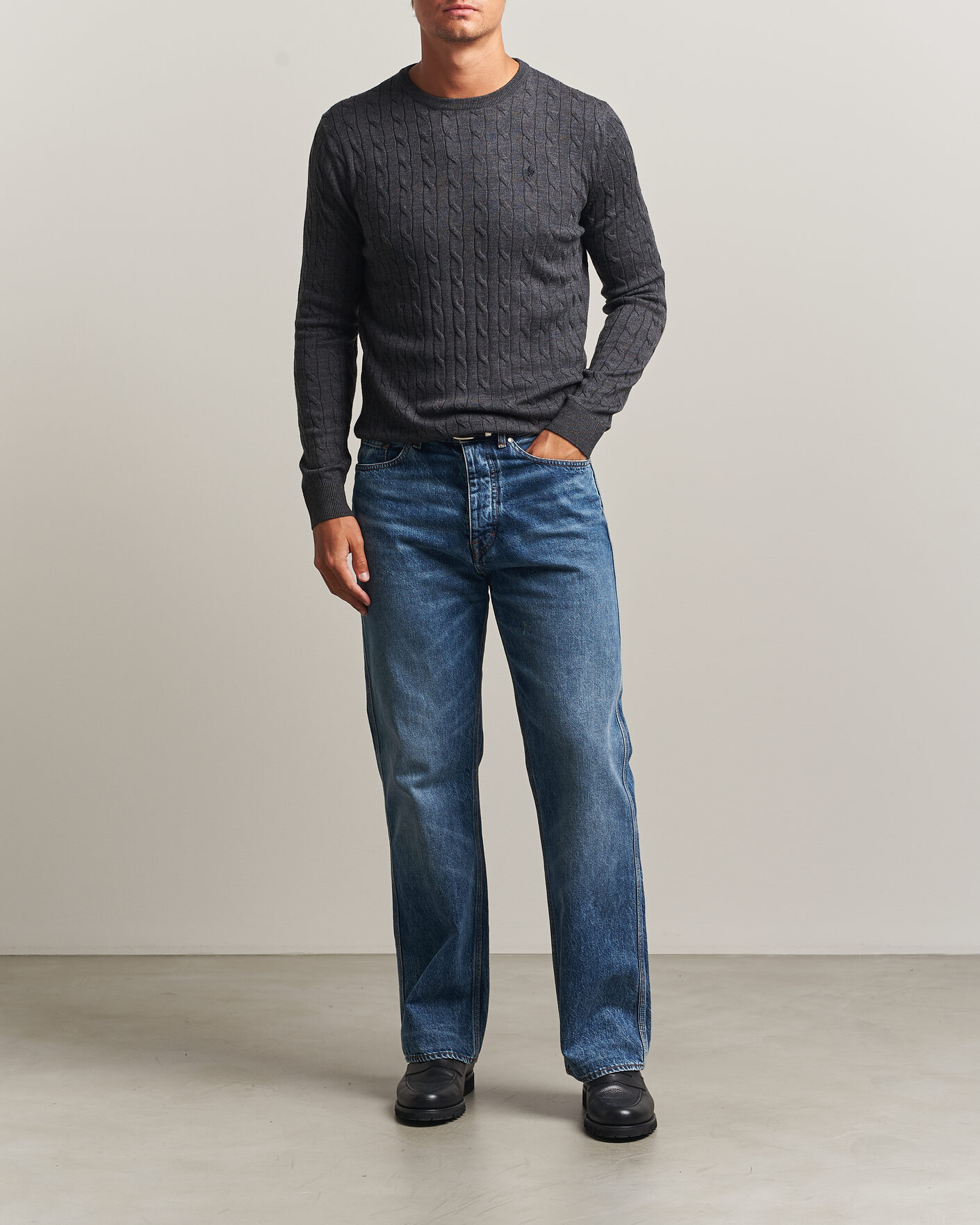 Mies | Puserot | Morris | Merino Cable O-Neck Grey