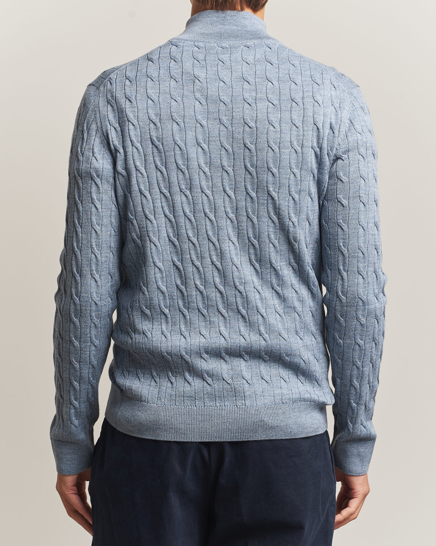 Mies | Puserot | Morris | Merino Cable Half Zip Light Blue