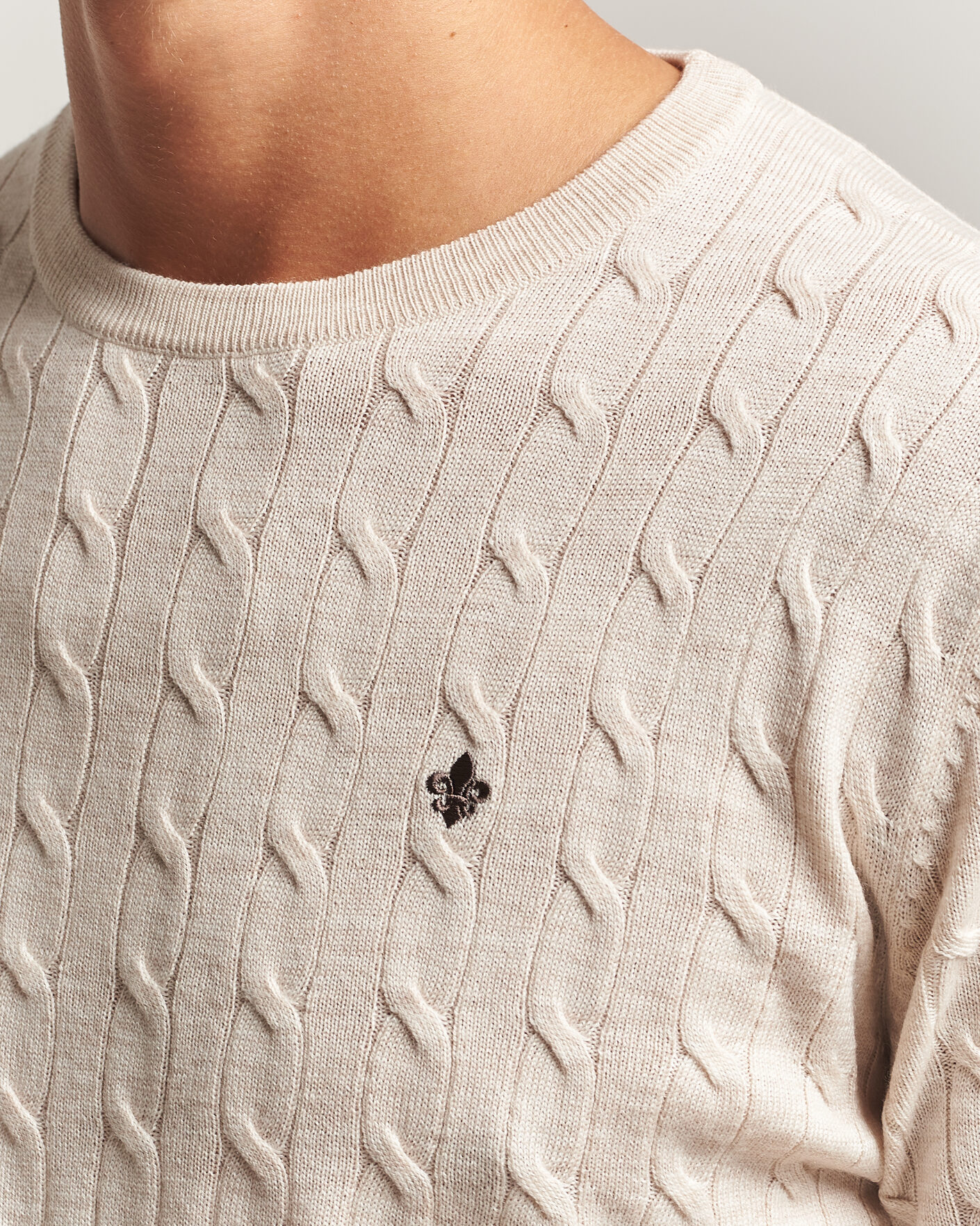 Mies | Puserot | Morris | Merino Cable O-Neck Off White