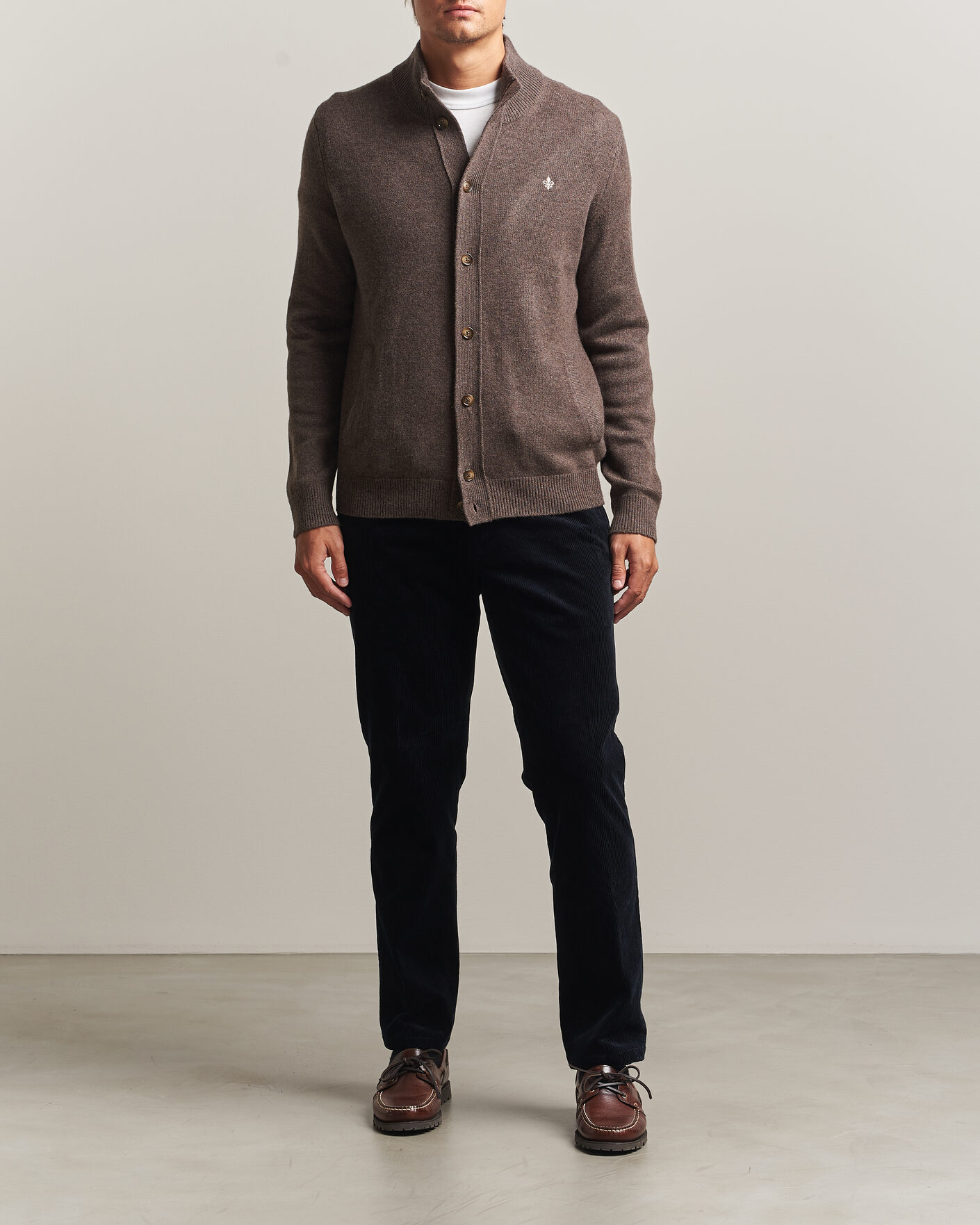 Mies | Puserot | Morris | Hertford Button Cardigan Brown