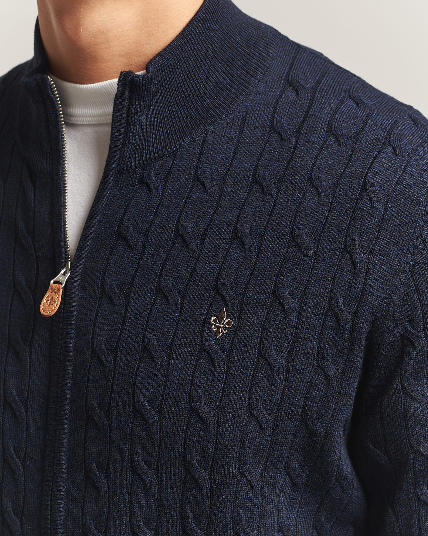 Mies | Puserot | Morris | Merino Cable Zip Cardigan Navy