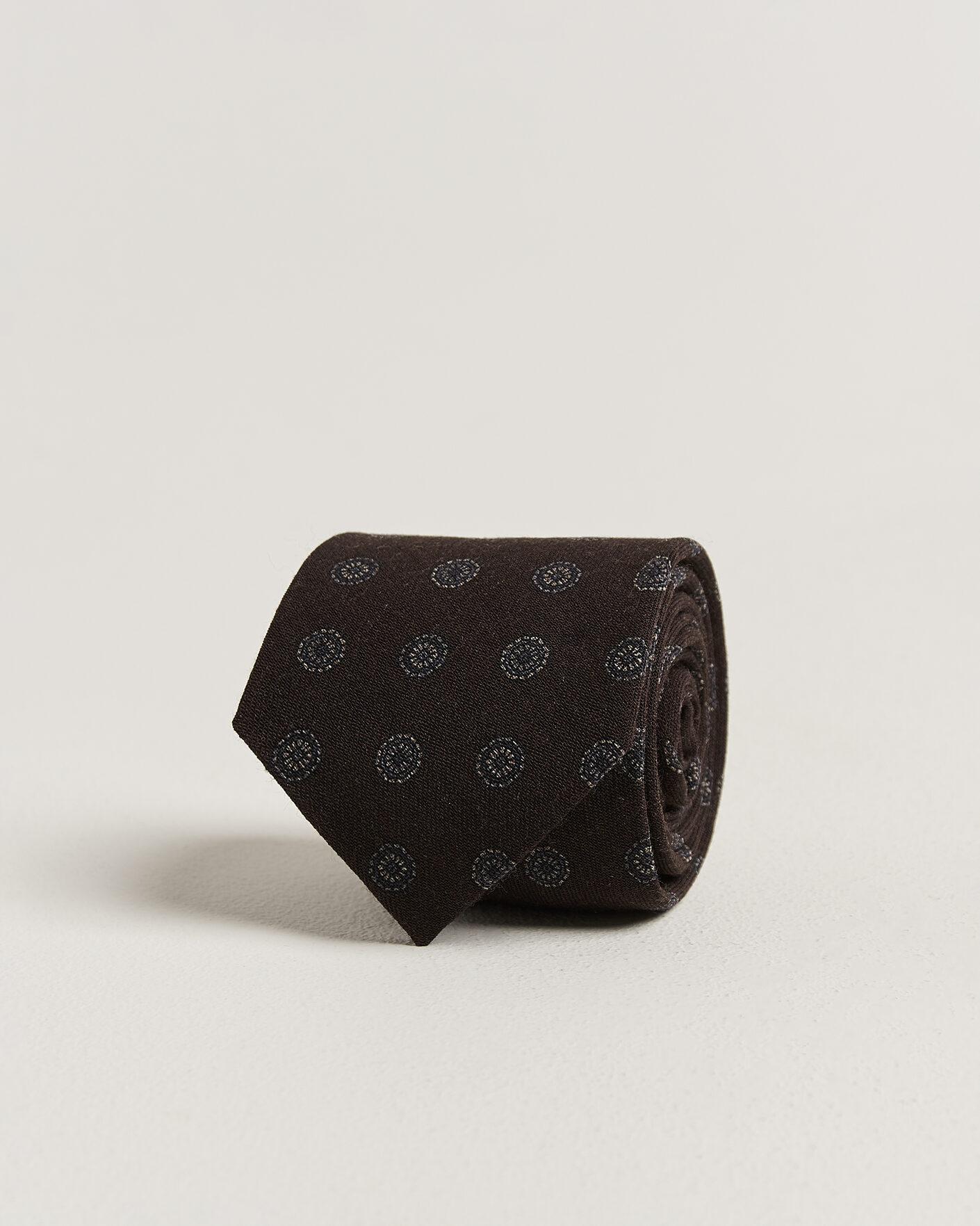 Mies | Solmiot | Amanda Christensen | Wool Medallion 8cm Tie Brown