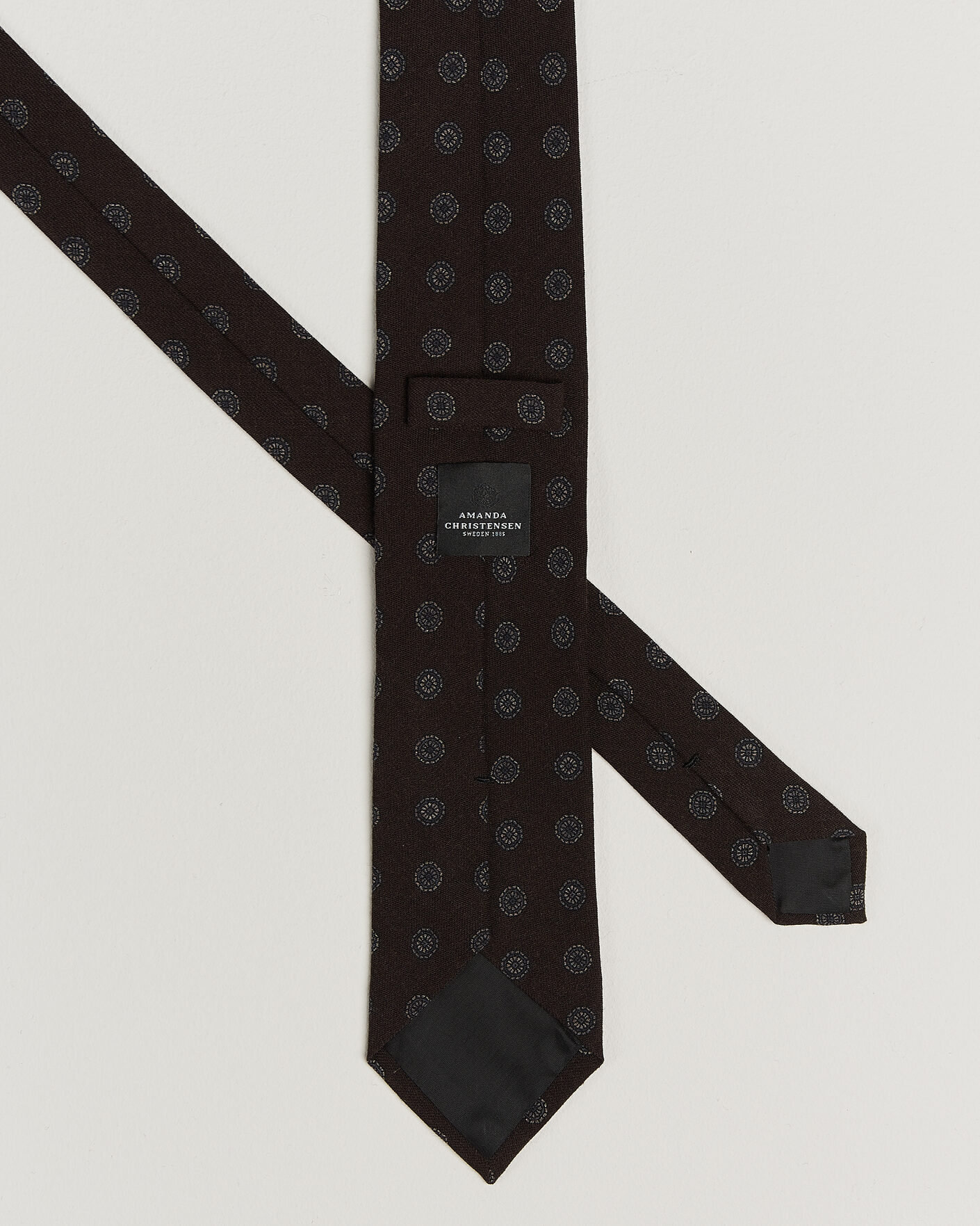Mies | Solmiot | Amanda Christensen | Wool Medallion 8cm Tie Brown