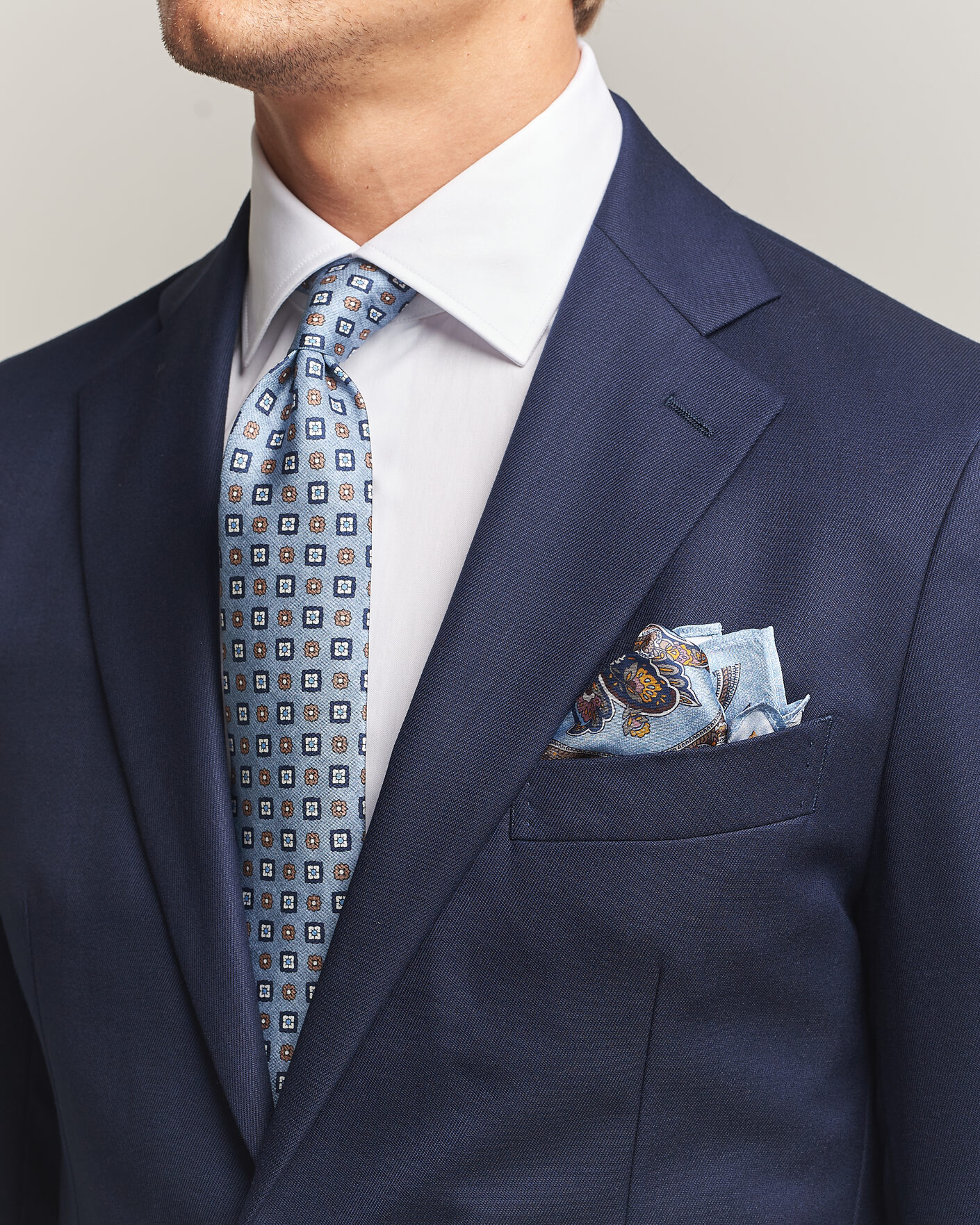 Mies | Solmiot | Amanda Christensen | Box Set Silk 8 cm Tie And Pocket Square Sky Blue