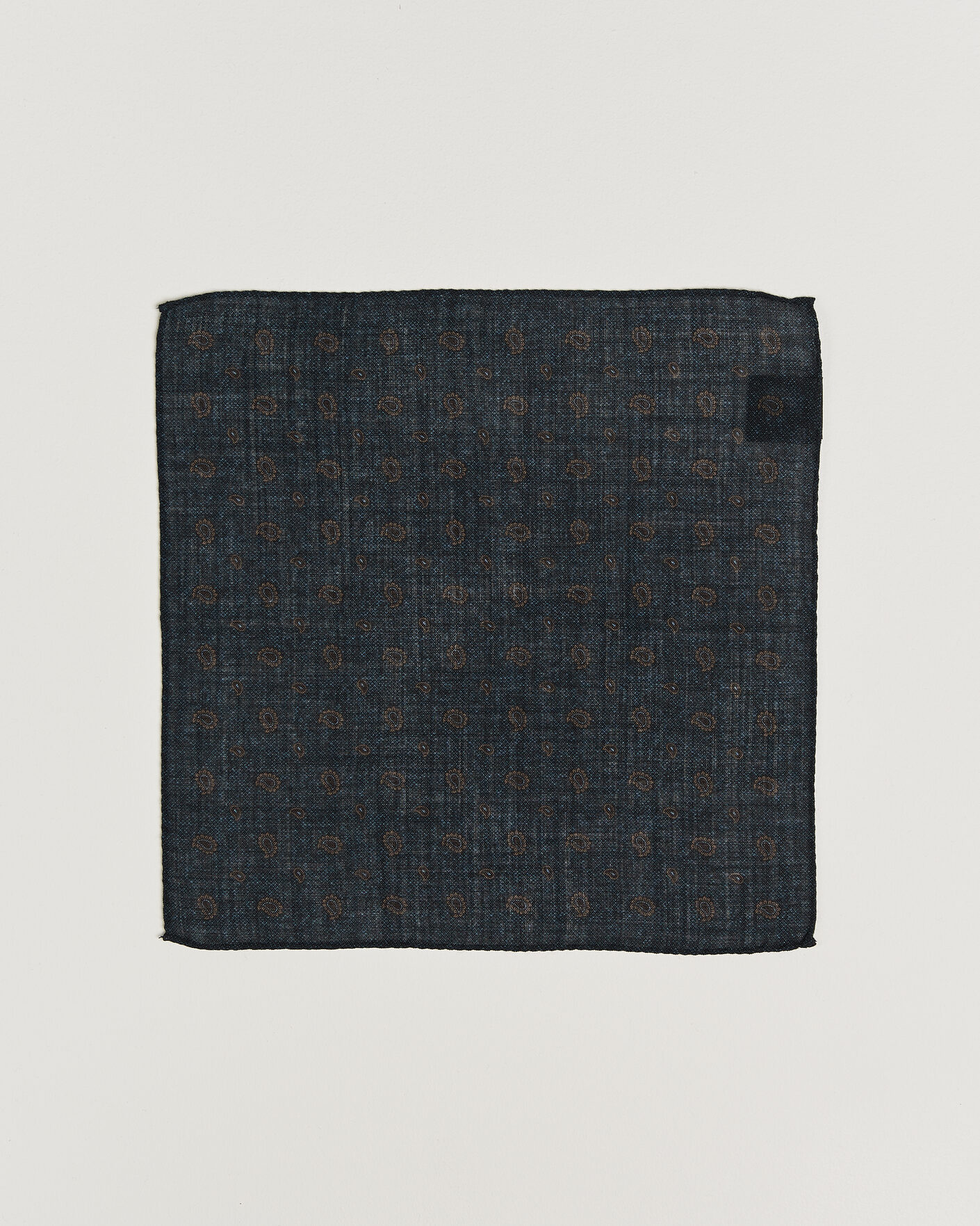 Mies | Taskuliinat | Amanda Christensen | Wool Paisley Pocket Square Navy
