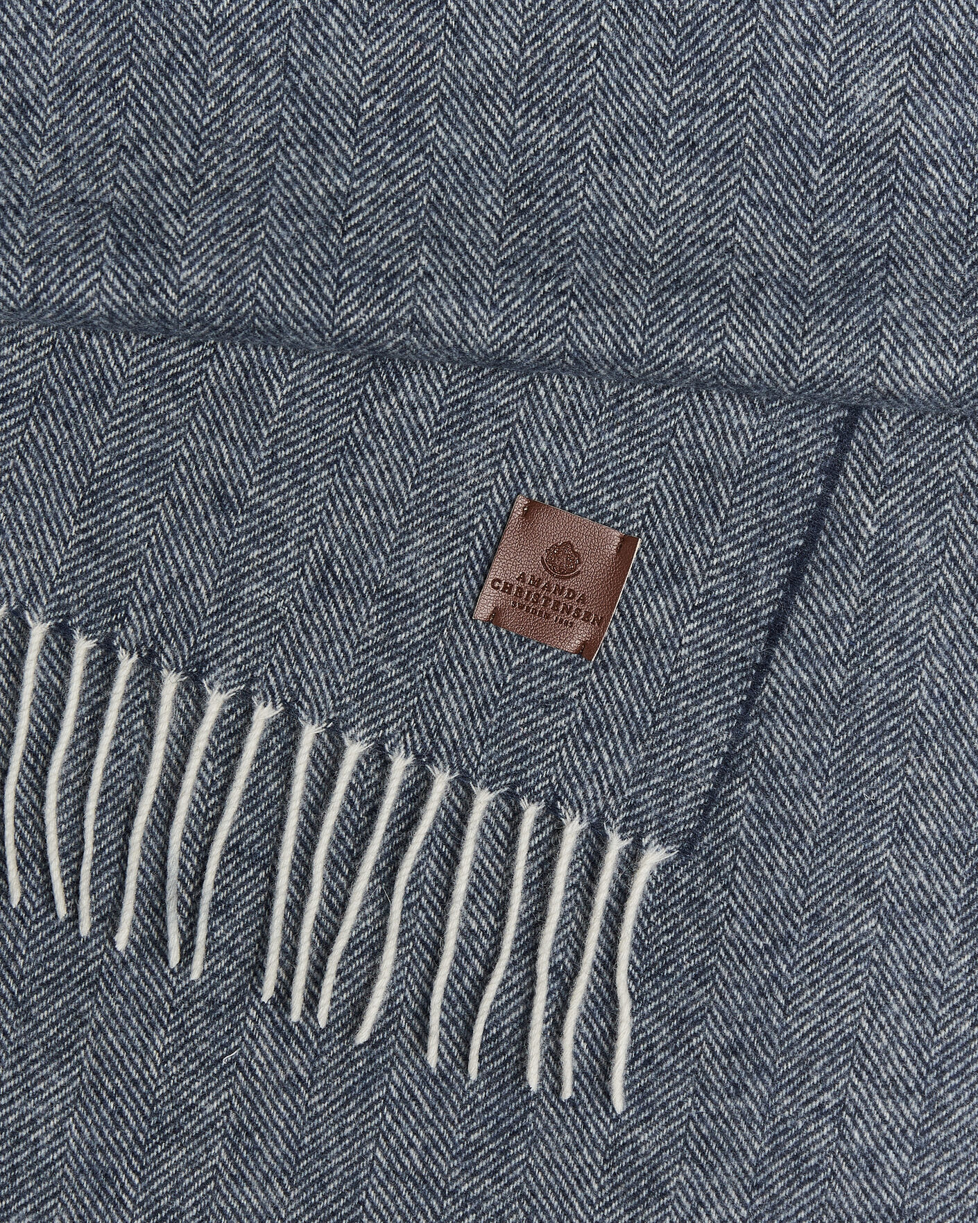 Mies | Kaulaliinat | Amanda Christensen | Wool Herringbone Scarf Navy