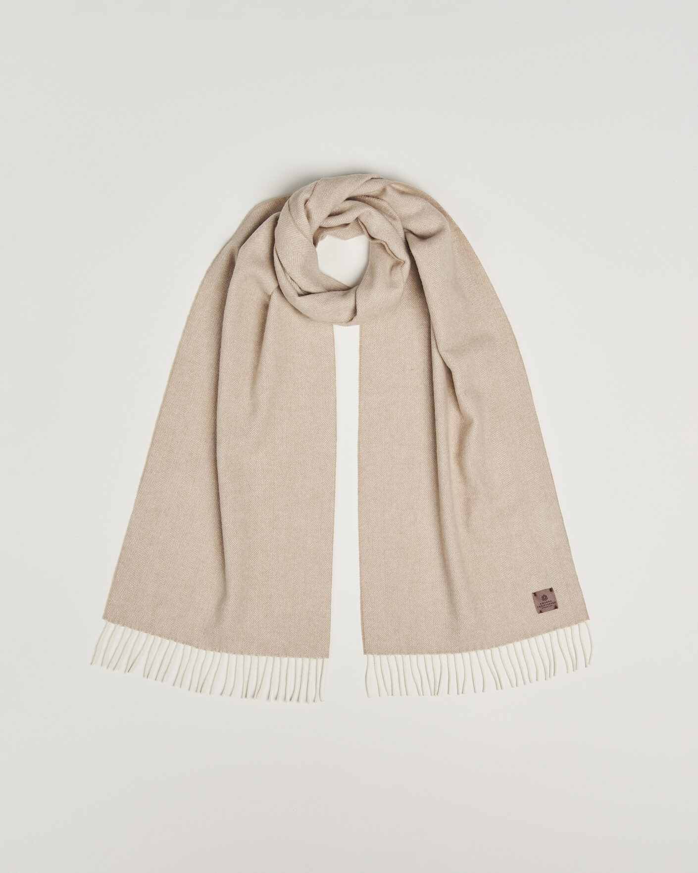Mies | Kaulaliinat | Amanda Christensen | Wool Herringbone Scarf Beige