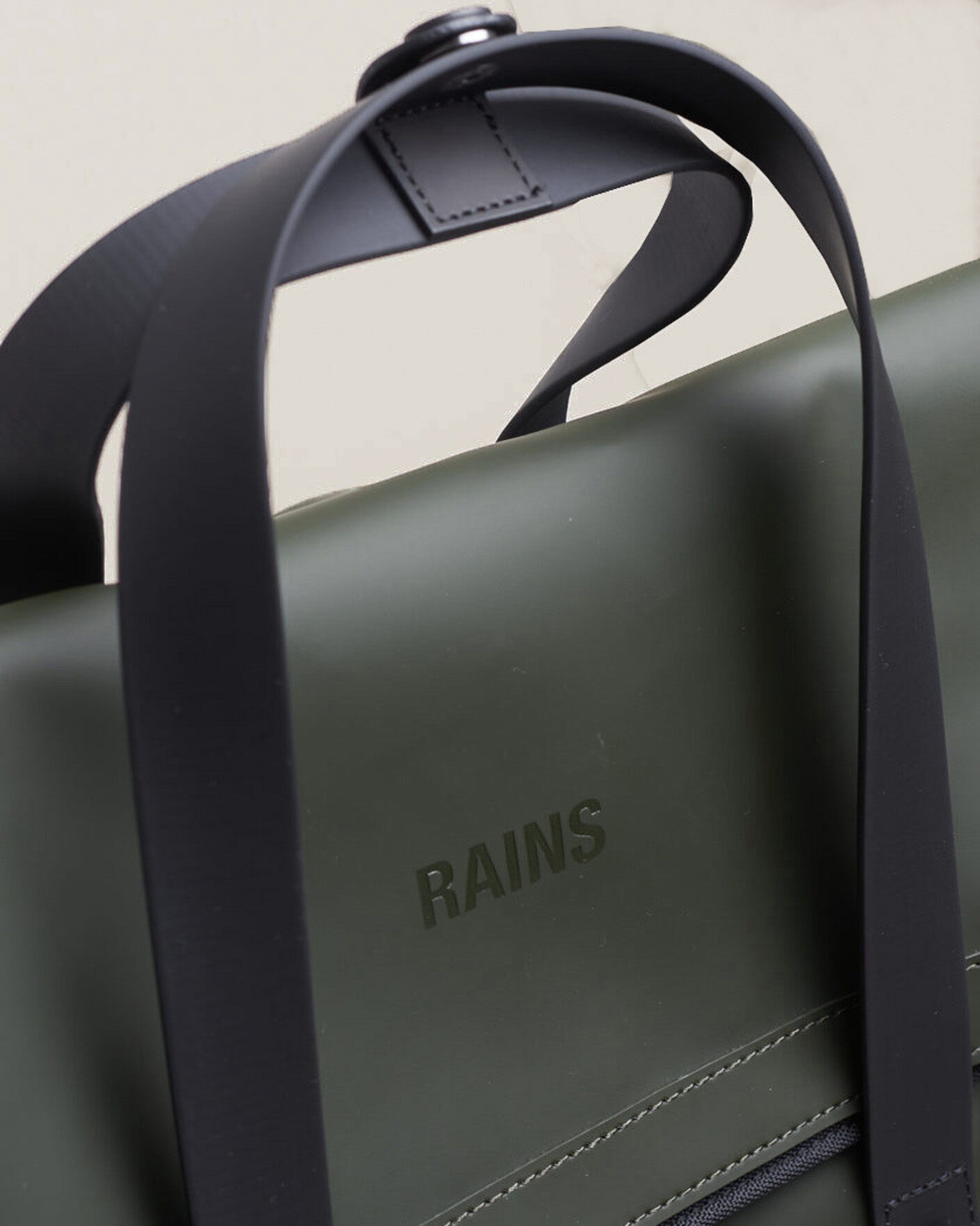 Mies | Laukut | RAINS | 2 Way Tote Backpack Black Green