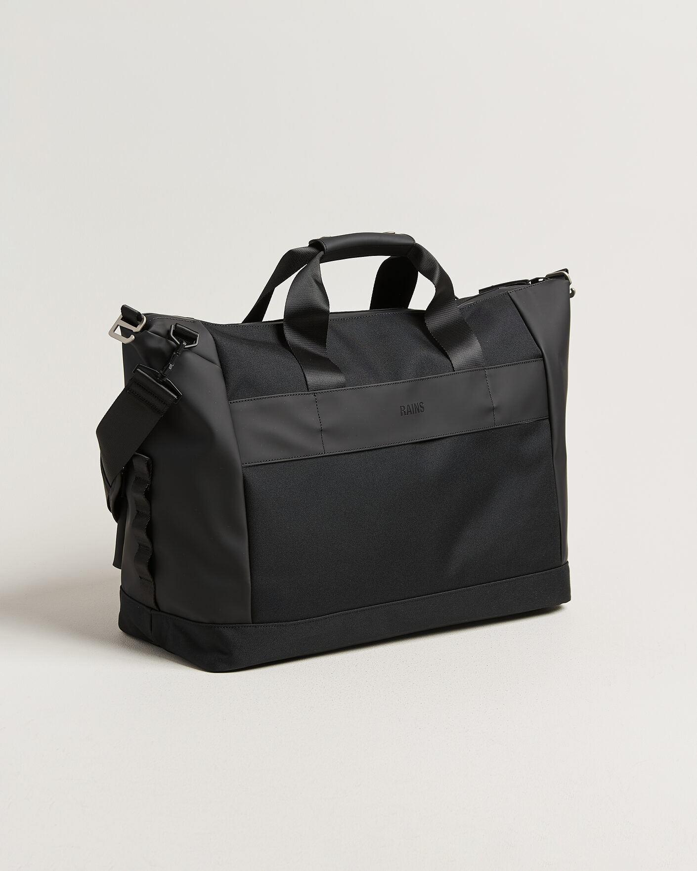 Mies | Laukut | RAINS | Otaru Weekendbag Black