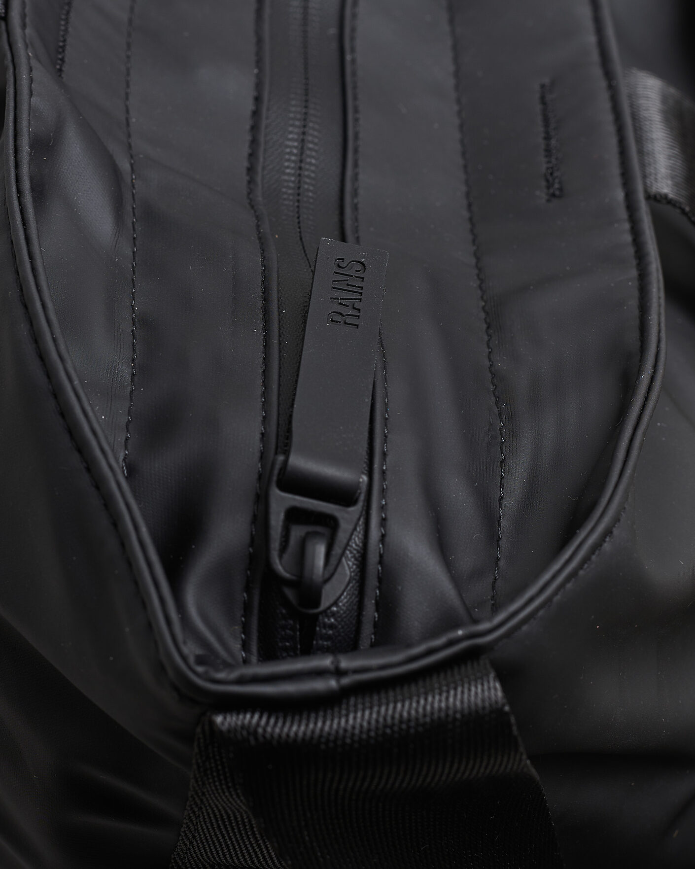 Mies | Laukut | RAINS | Dash Messenger Tote Bag Black