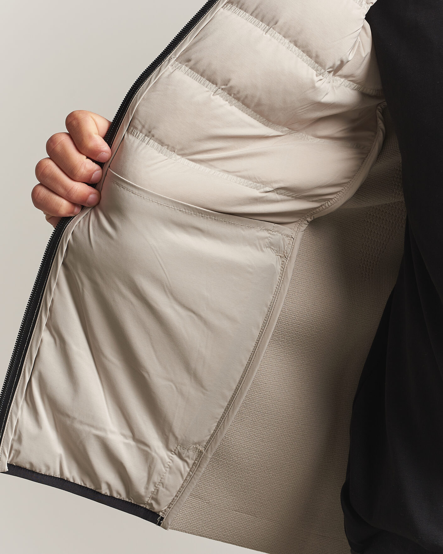 Mies | Takit | Sail Racing | Element Seamless Hybrid Jacket Sand