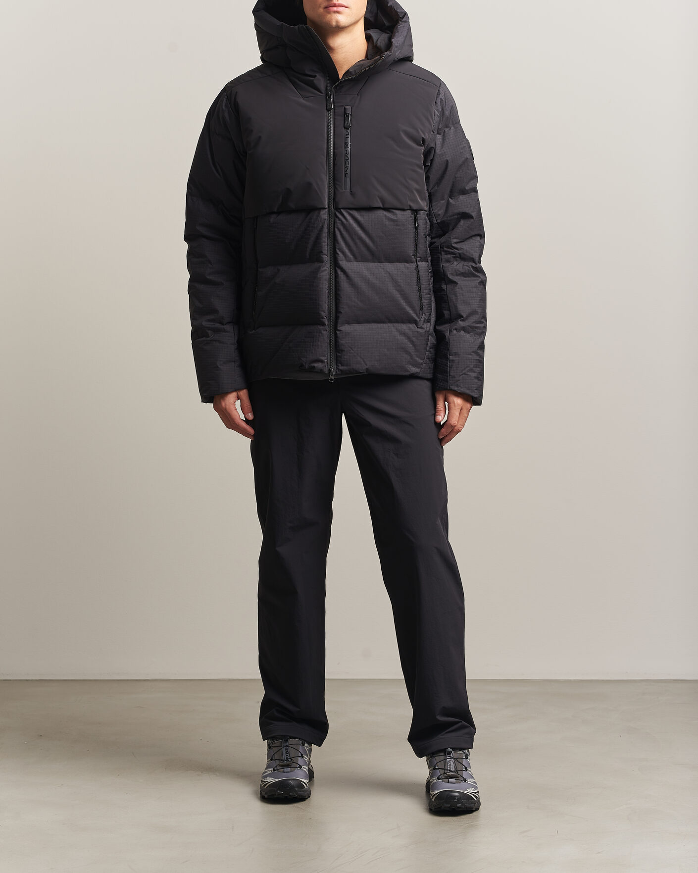 Mies | Takit | Sail Racing | Polar Down Hooded Jacket Carbon