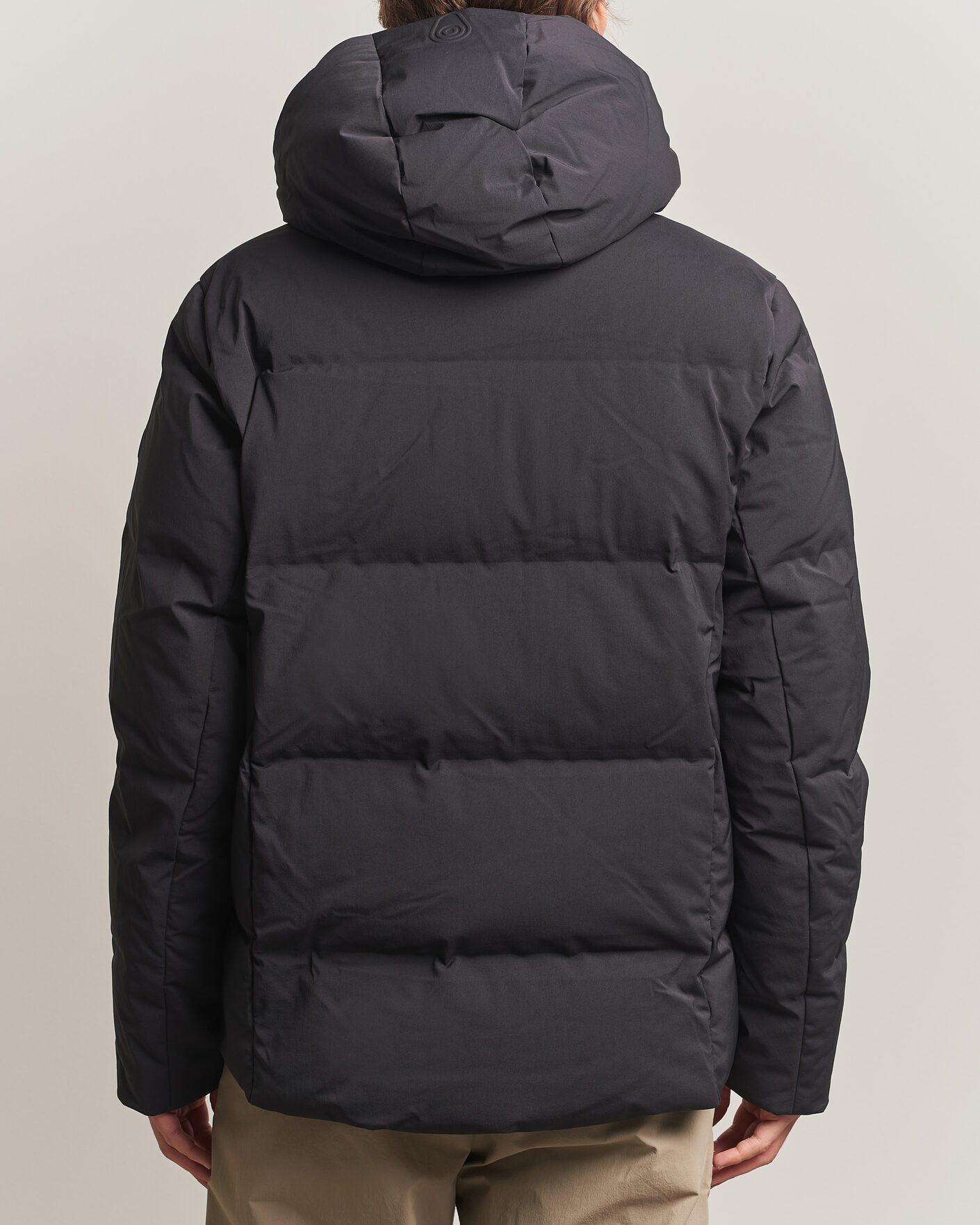 Mies | Takit | Sail Racing | Arc Down Hooded Jacket Carbon