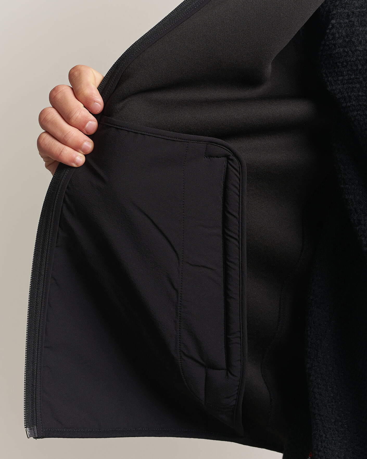 Mies | Puserot | Sail Racing | Bowman Pile Vest Carbon