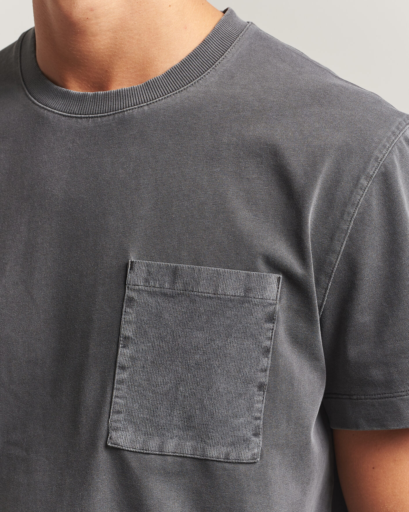 Mies | T-paidat | Sail Racing | Grinder Corduroy T-Shirt Asphalt