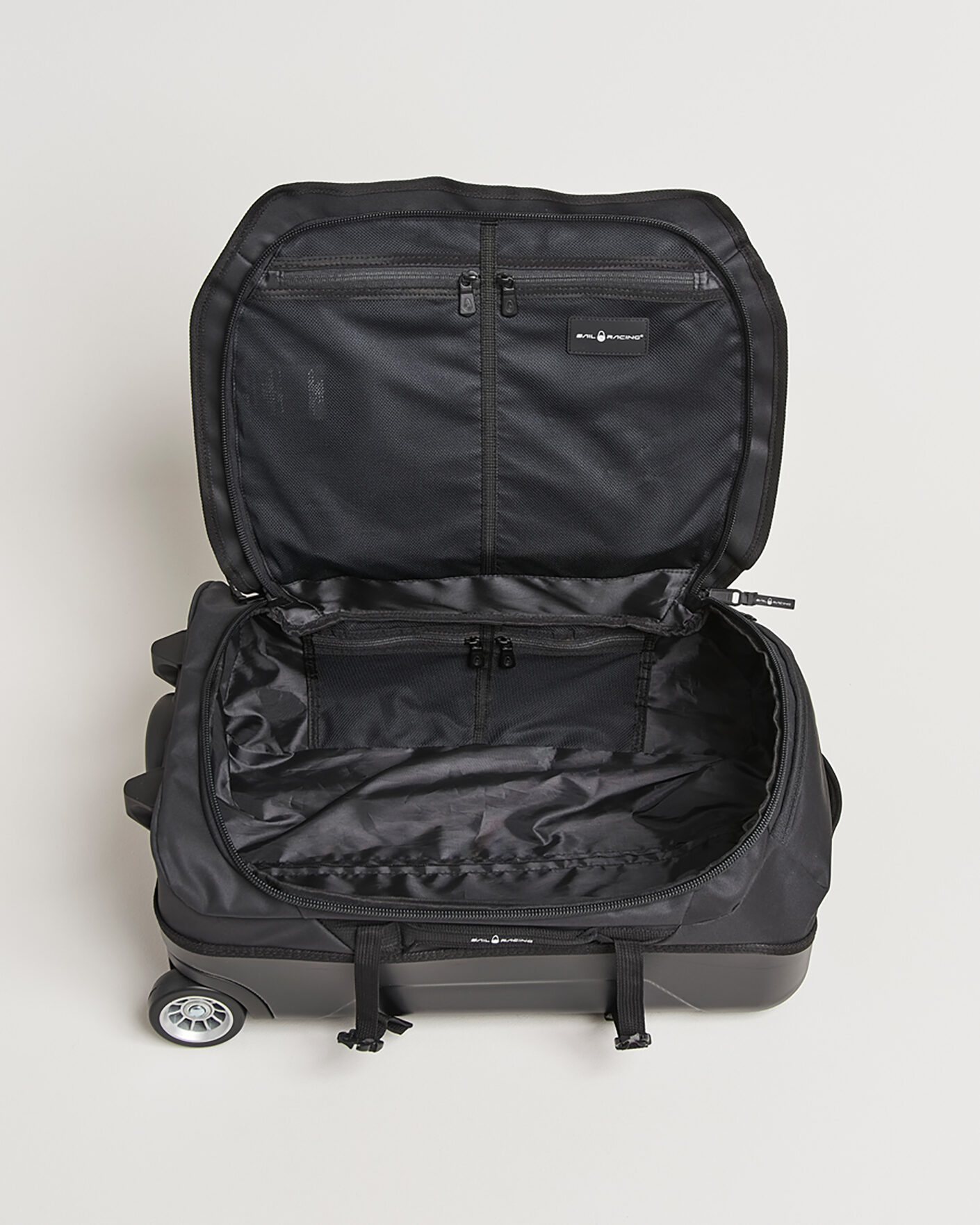 Mies | Laukut | Sail Racing | Delta Cabin Bag Carbon