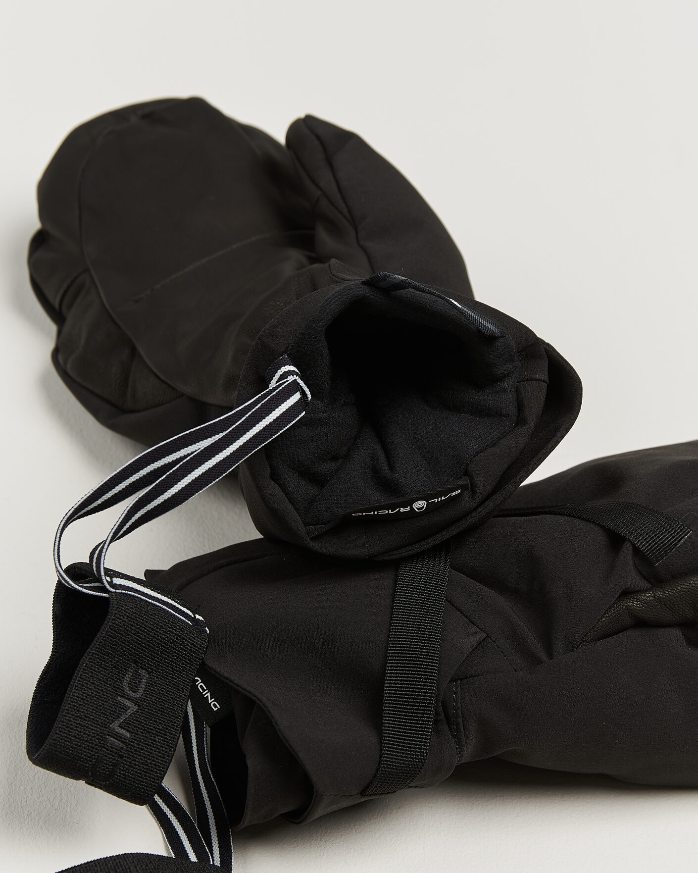 Mies | Käsineet | Sail Racing | Race Down Mitten Carbon