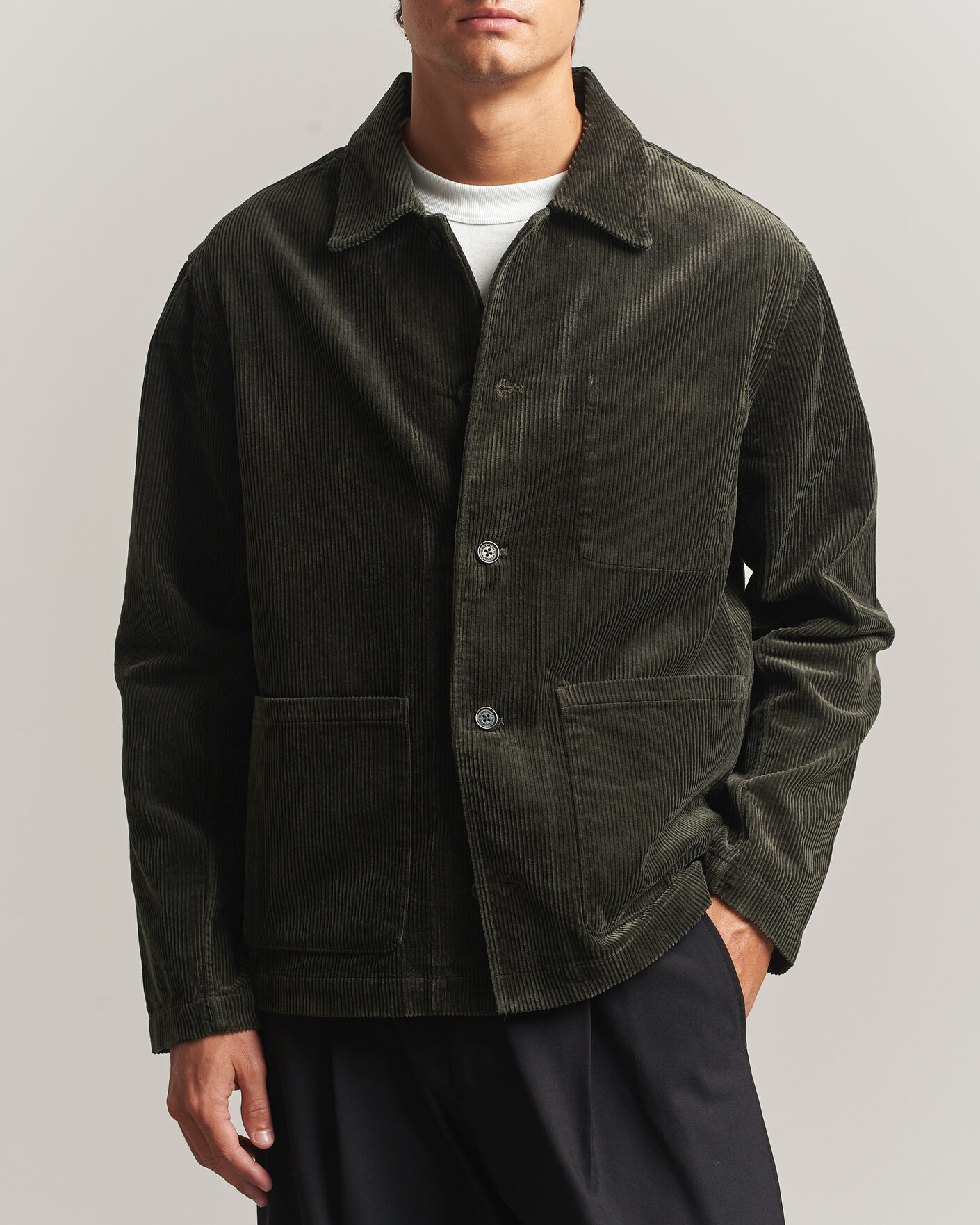 Mies | Kauluspaidat | NN07 | Morgan Corduroy Overshirt Dark Army