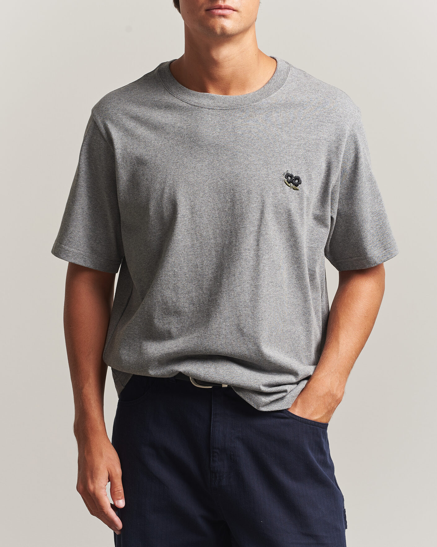 Mies | T-paidat | NN07 | Jett Embroidered Crew Neck T-Shirt Grey Melange