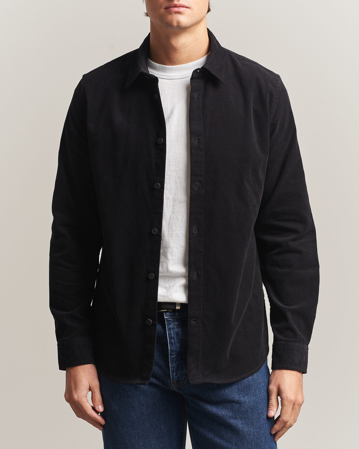 Mies | Kauluspaidat | NN07 | Asher Baby Cord Shirt Black