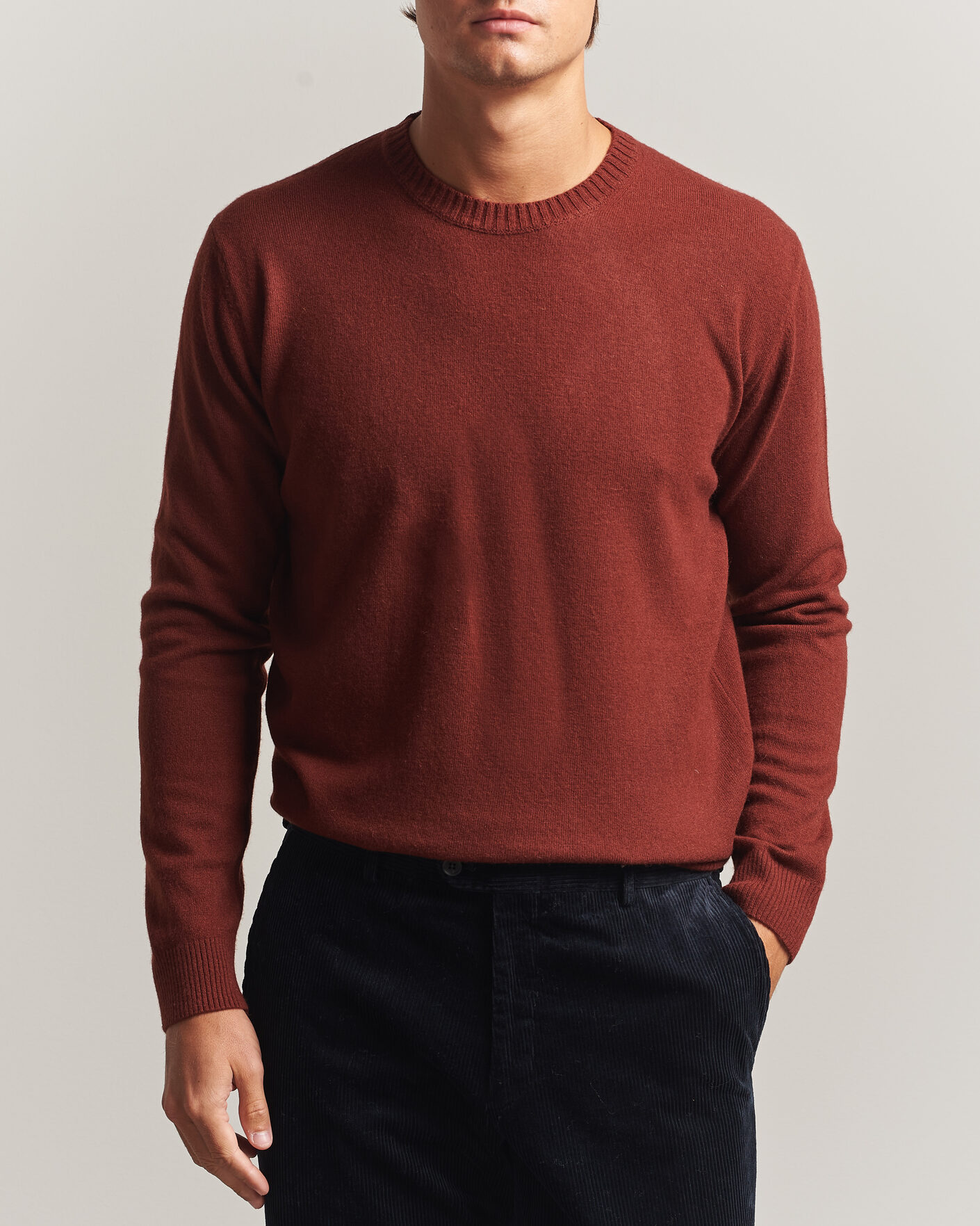 Mies | Puserot | Oscar Jacobson | Valter Wool/Cashmere Round Neck Orange Rust