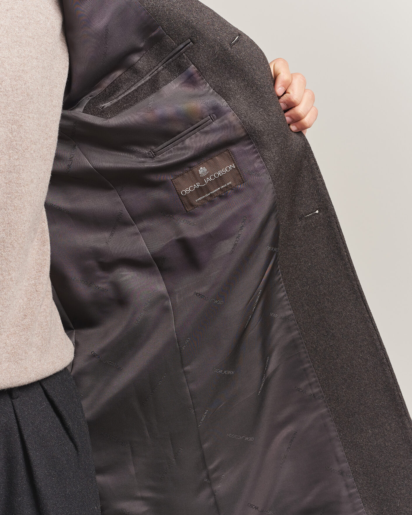 Mies | Takit | Oscar Jacobson | Sergio Wool Coat Brown