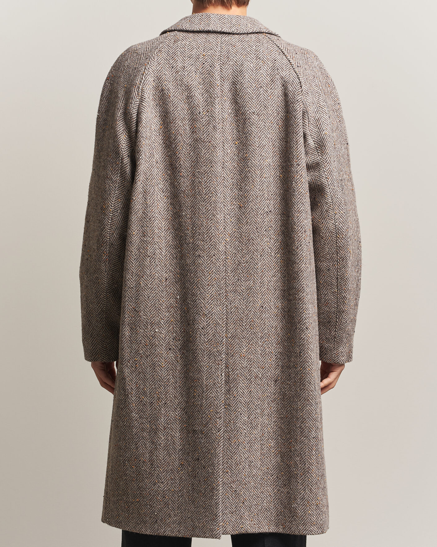 Mies | Takit | Oscar Jacobson | Raglan Herringbone Wool Coat Beige