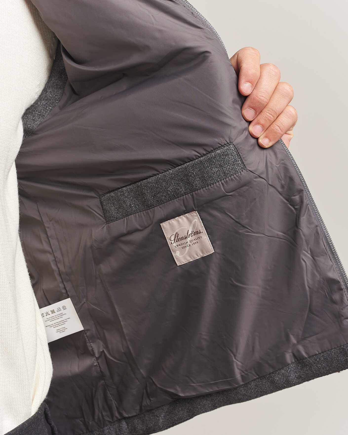 Mies | Ulkoliivit | Stenströms | Wool Alcantara Detail Light Padded Vest Grey