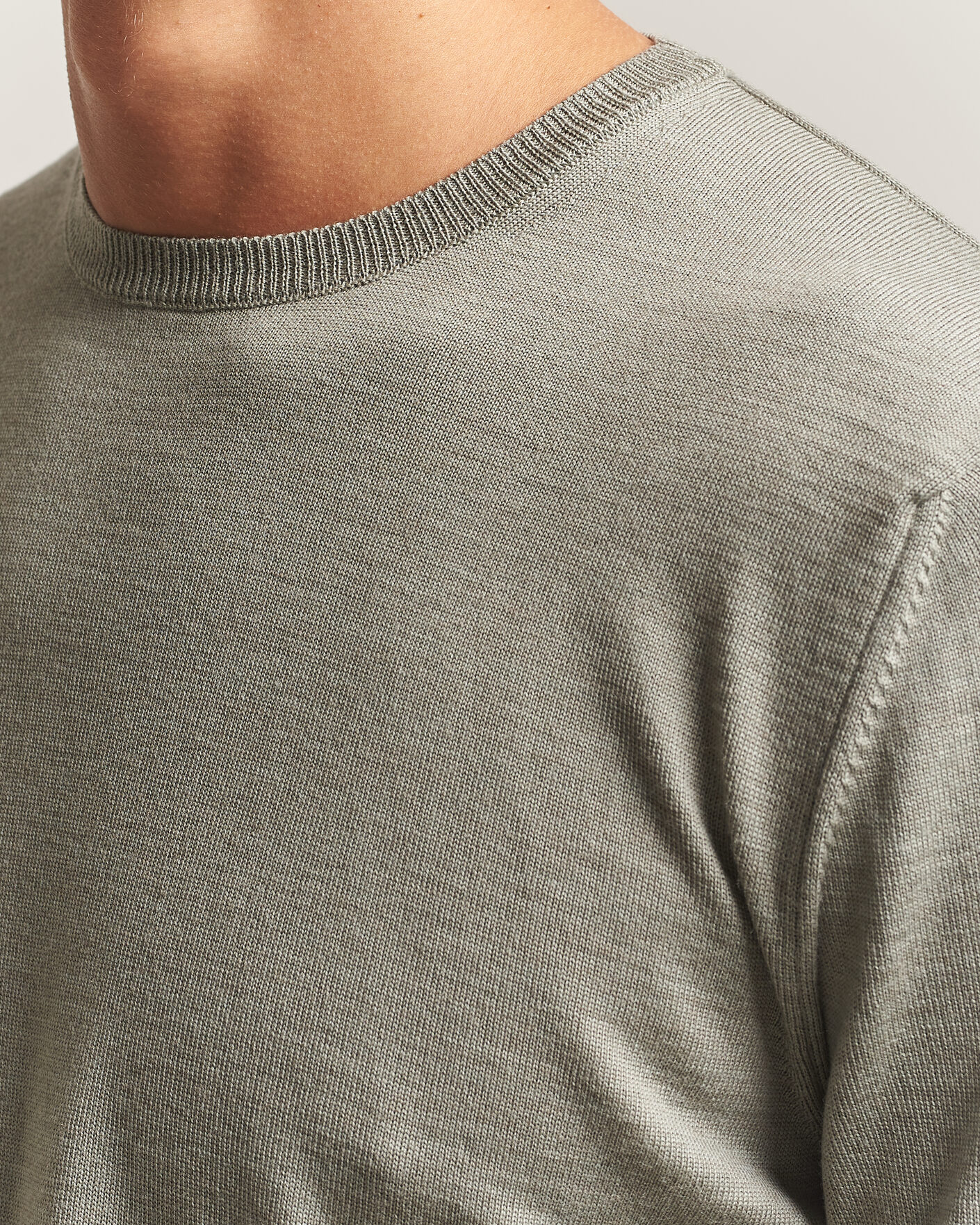 Mies | Puserot | Stenströms | Merino Crew Neck Green/Grey